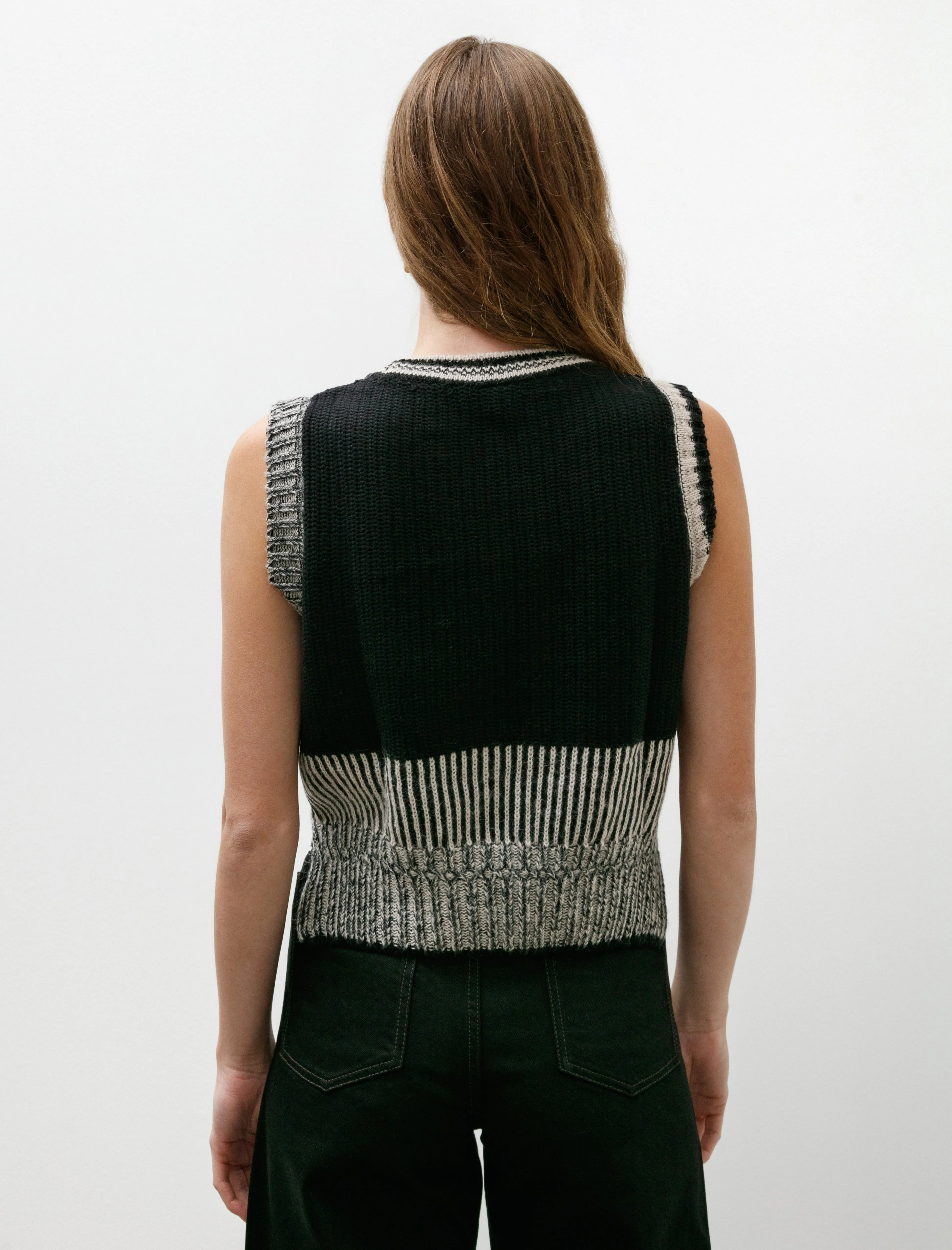 Design Knit Vest Black/White sold by SHOP NEIGHBOR product image thumbnail 4