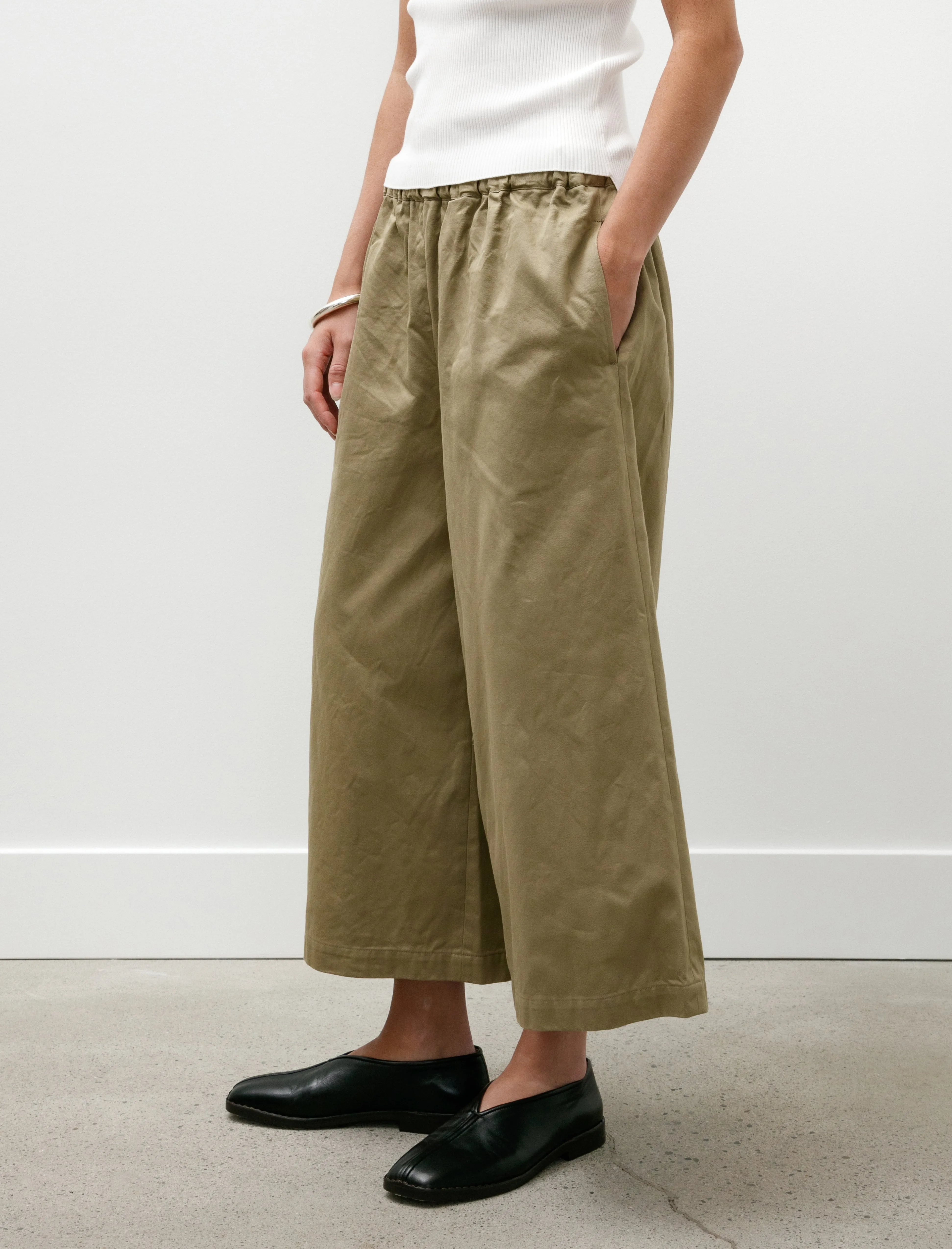 Relaxed Leg Pants Beige sold by SHOP NEIGHBOR product image thumbnail 4