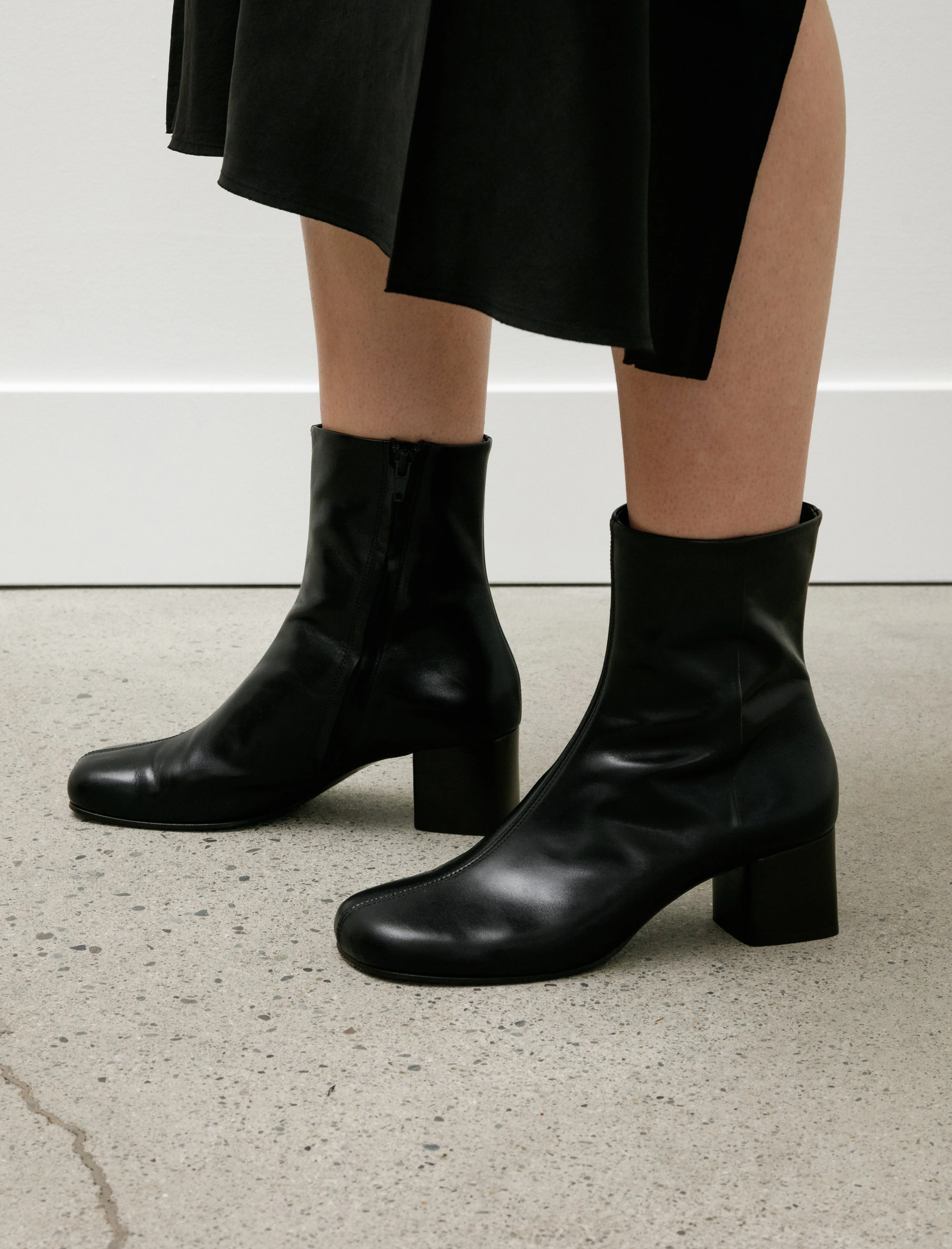 Anatomic Boots 55 Black sold by SHOP NEIGHBOR product image thumbnail 2