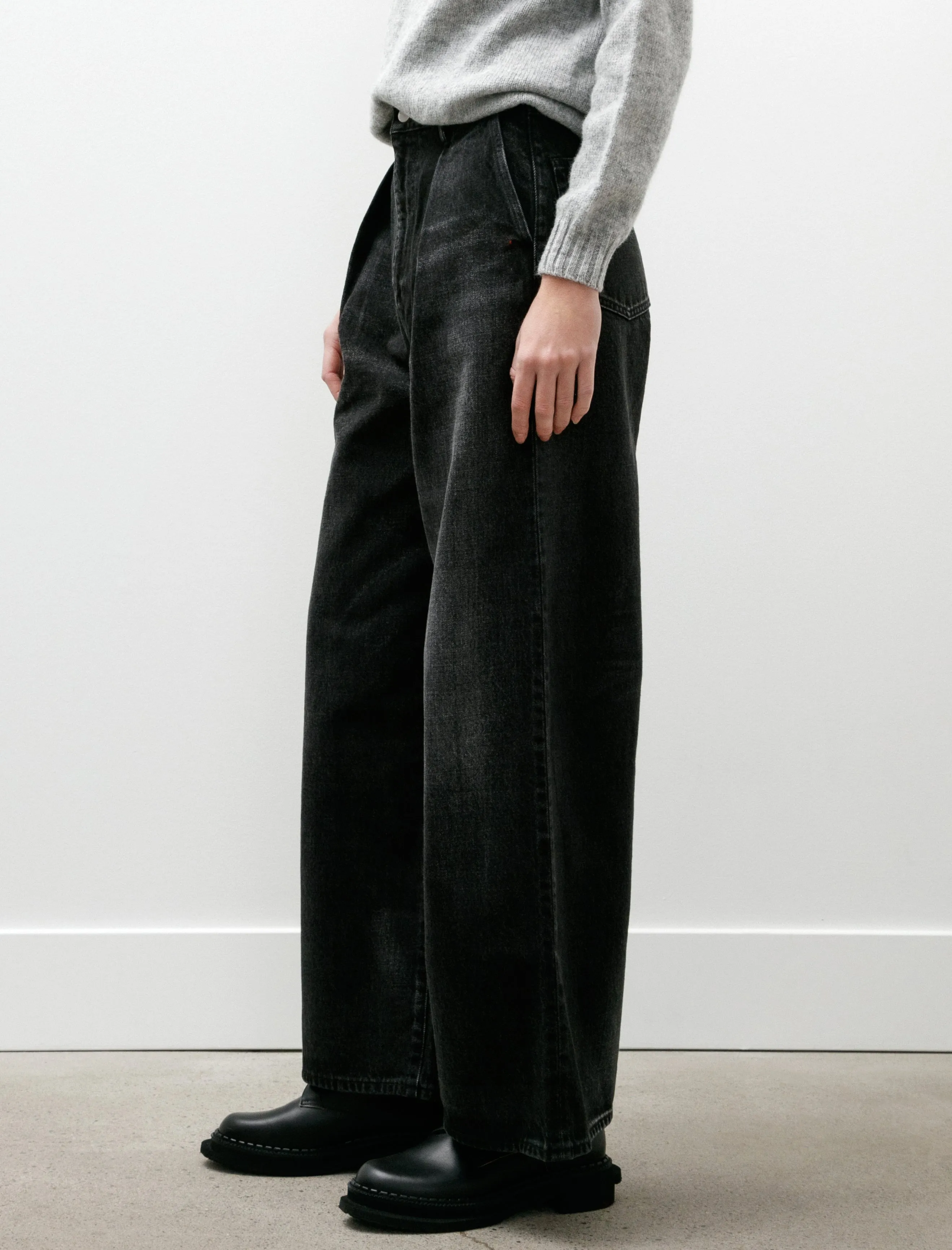 Selvage Denim Two Tuck Wide Pants Black Dark Fade sold by SHOP NEIGHBOR product image thumbnail 4