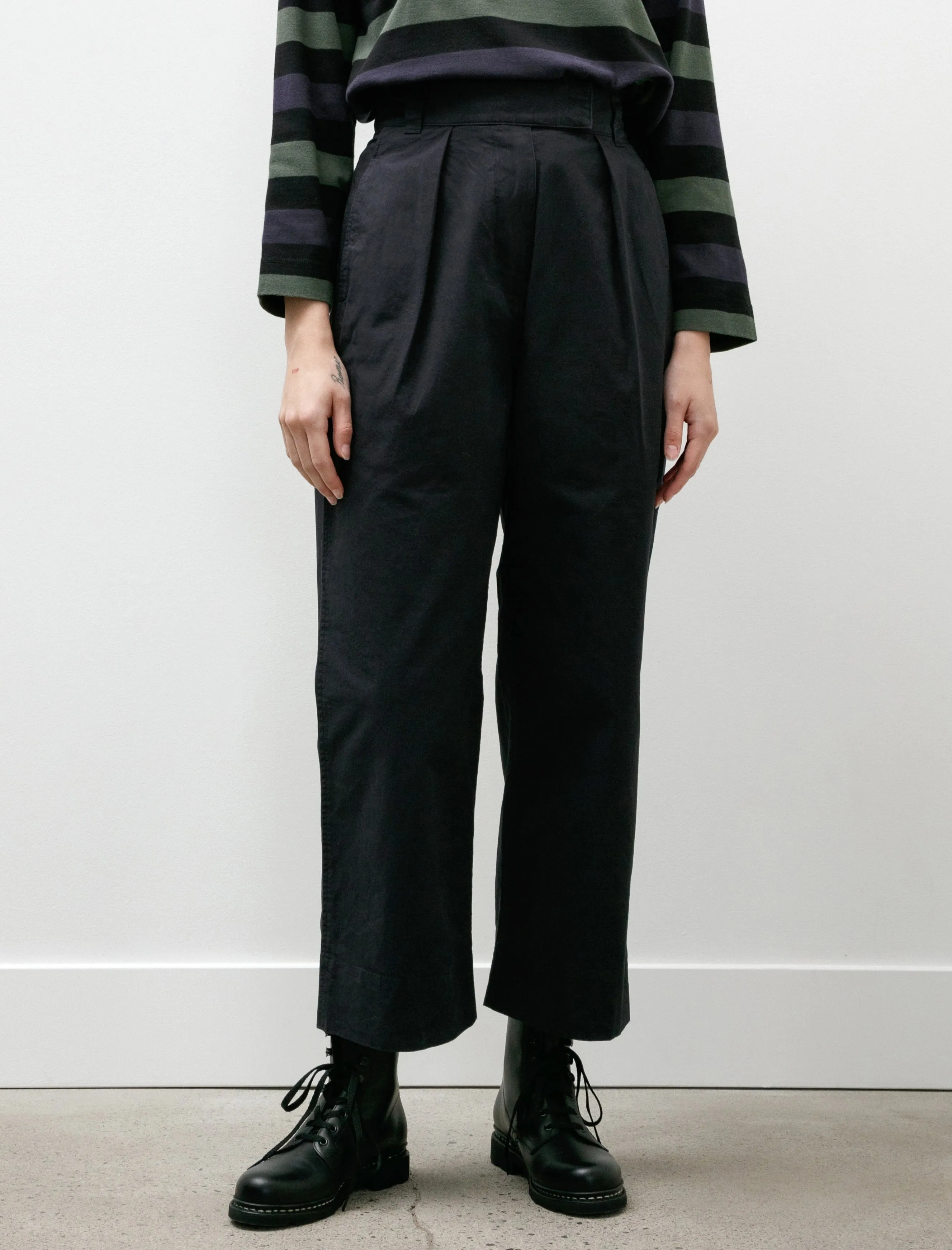 MHL Pleated Crop Trousers Soft Dense Cotton Navy sold by SHOP NEIGHBOR product image thumbnail 2