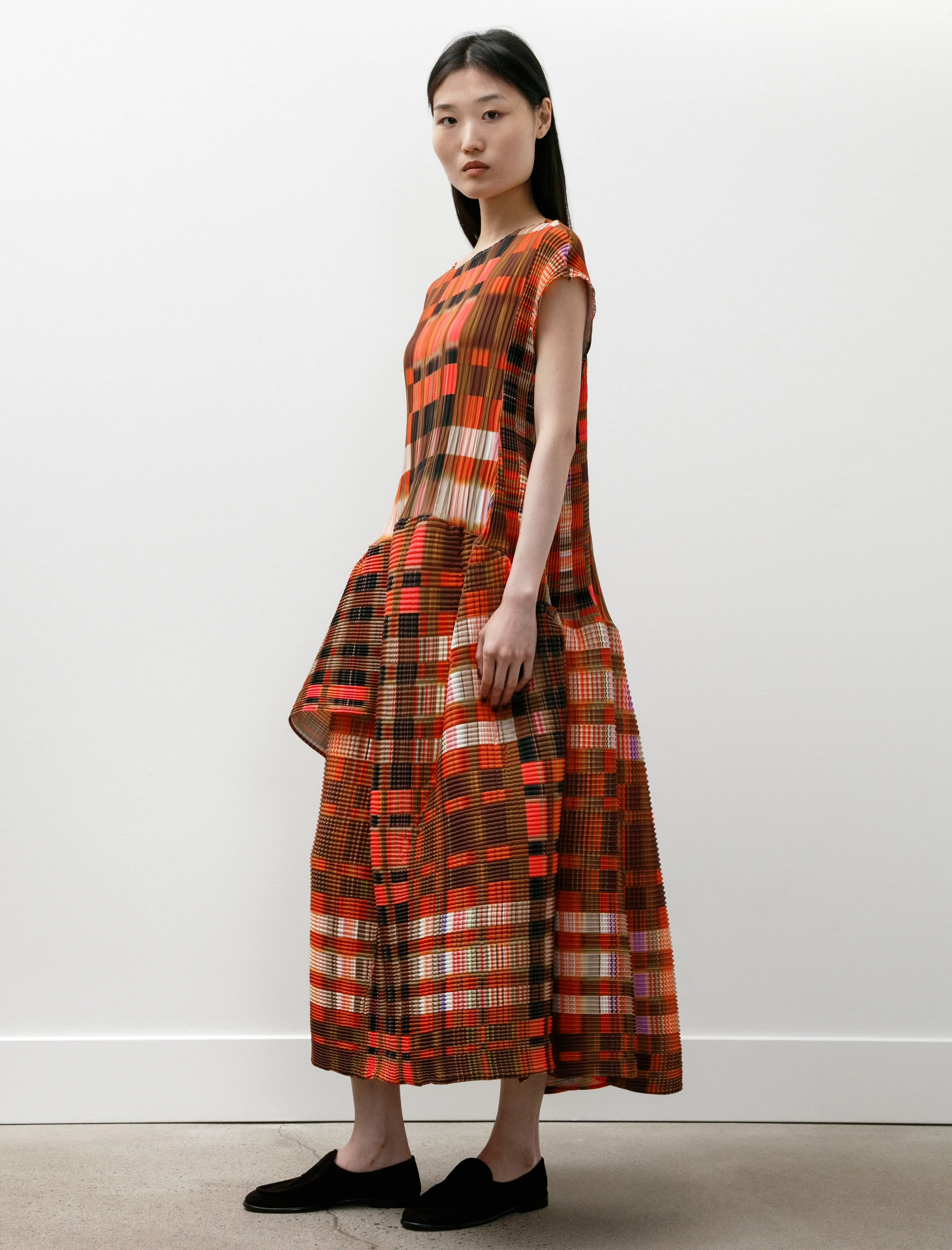 Maya Dress Radomir sold by SHOP NEIGHBOR product image thumbnail 2