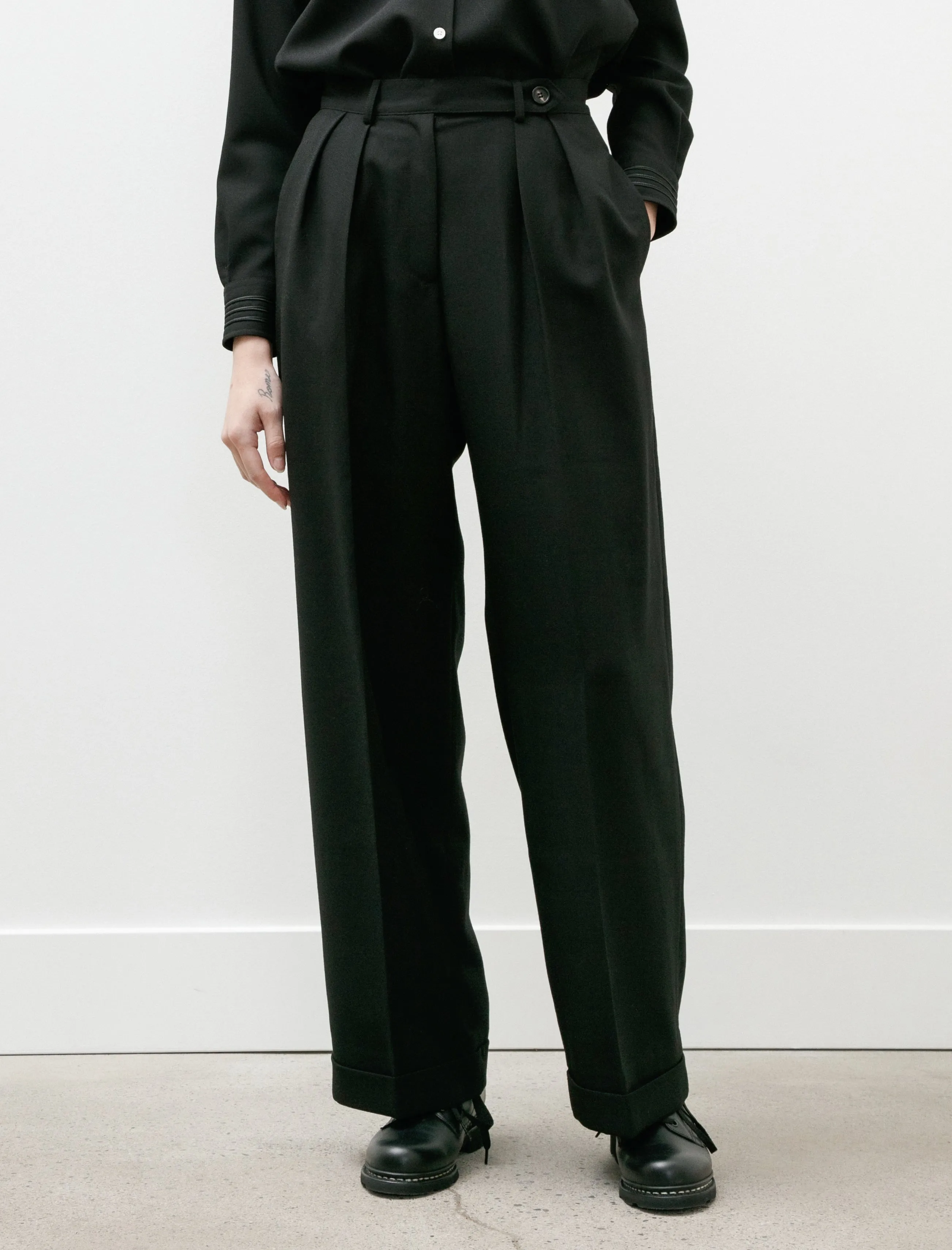 Astor Port Trousers Black sold by SHOP NEIGHBOR product image thumbnail 2