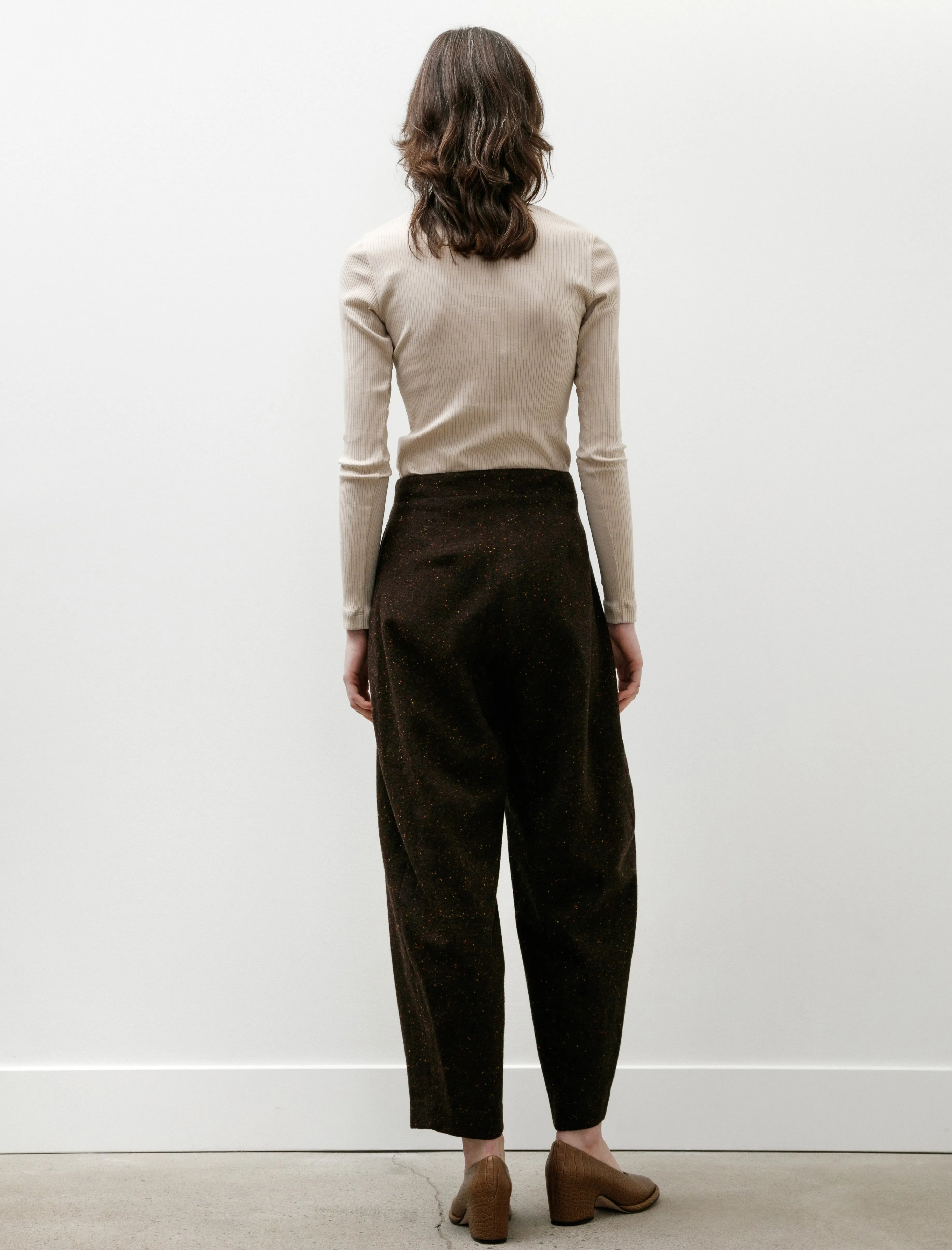 Colour Nep Curve Pants Brown sold by SHOP NEIGHBOR product image thumbnail 5