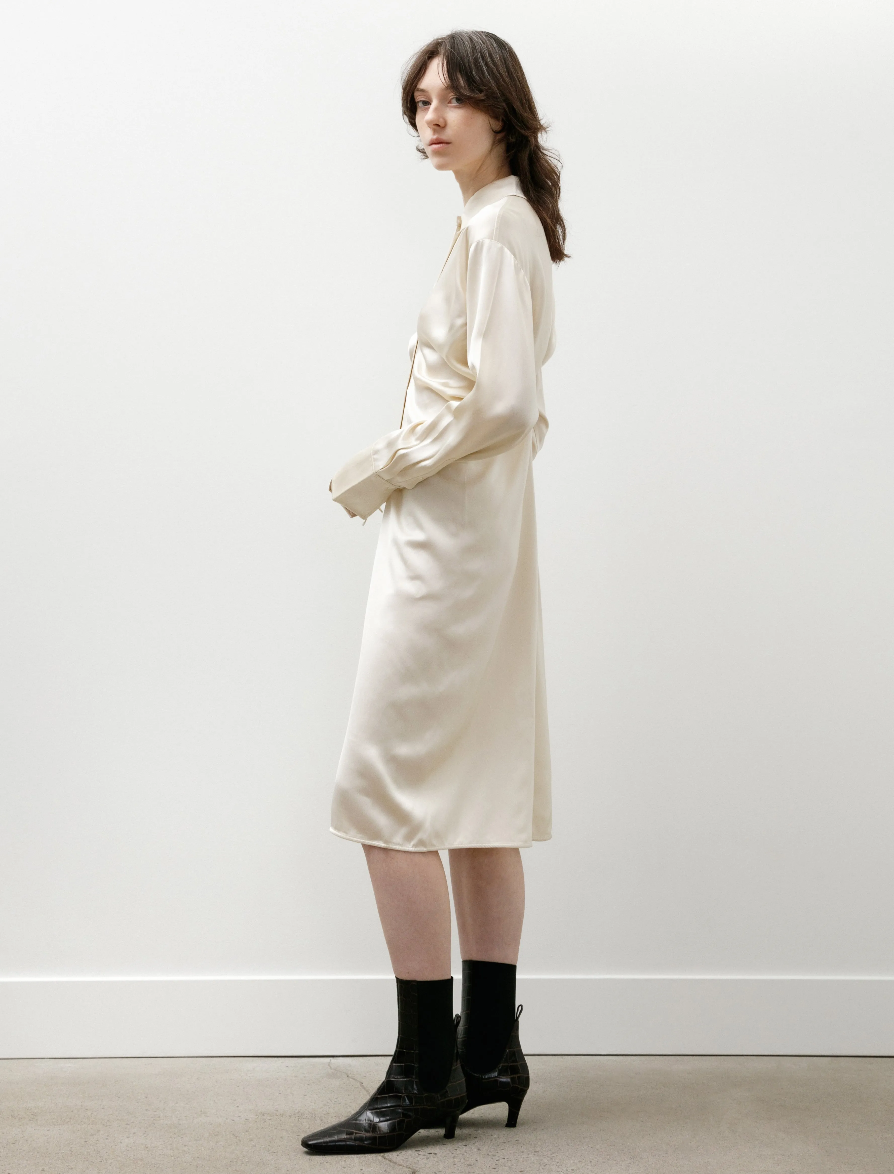 Slouch Shirtdress Snow sold by SHOP NEIGHBOR product image thumbnail 3