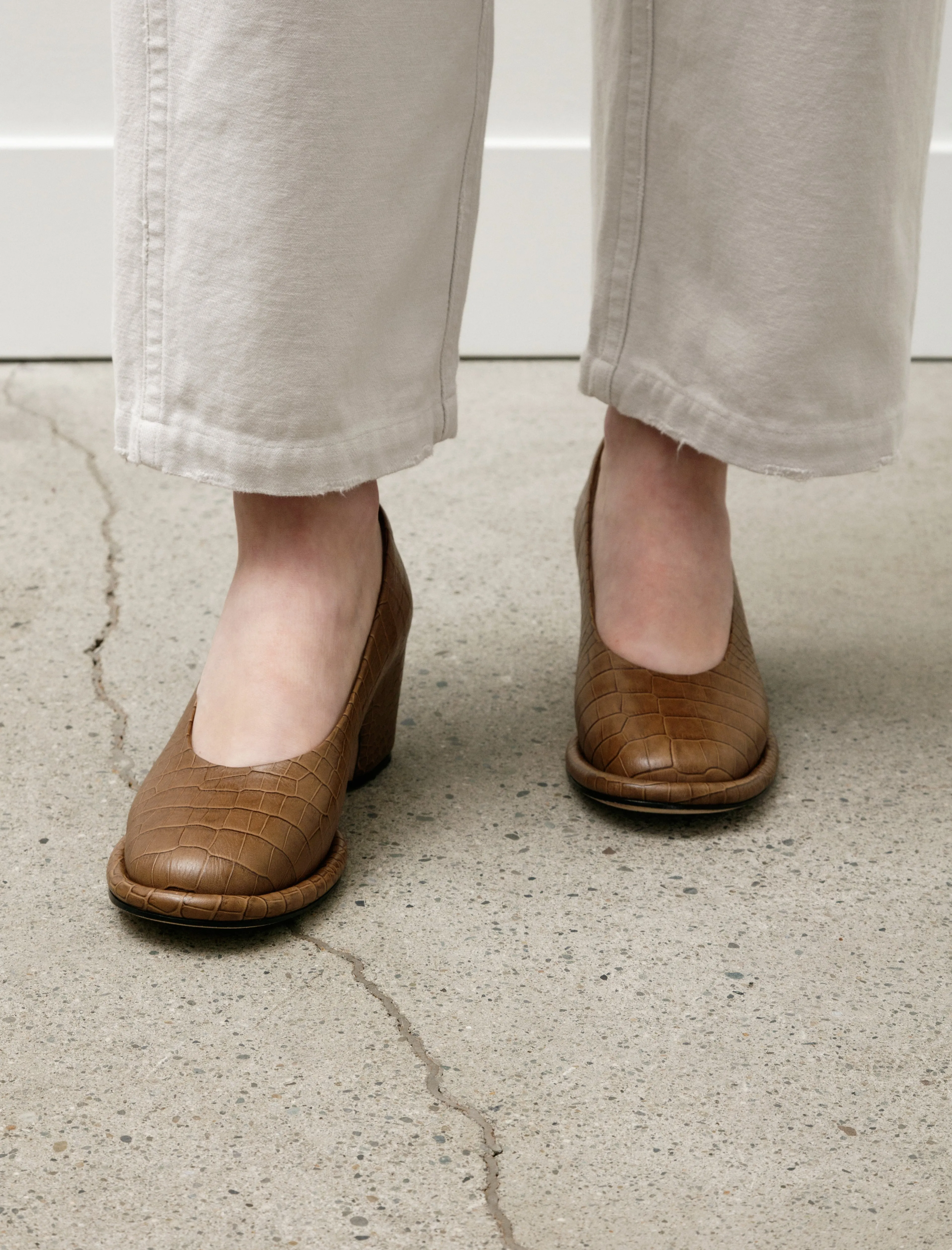 Embossed Arch Pump Tobacco sold by SHOP NEIGHBOR