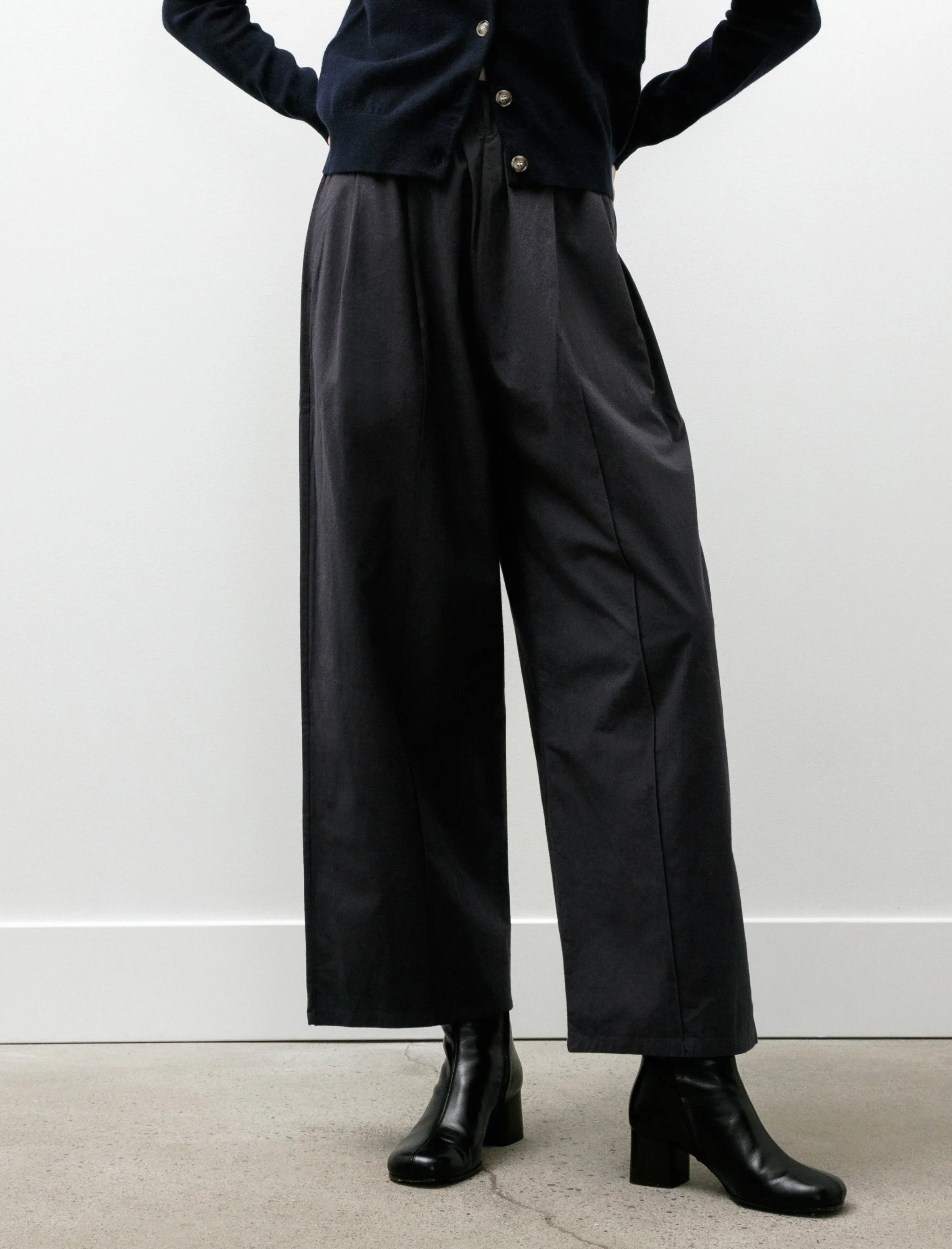 Luce Trouser Pintuck Navy sold by SHOP NEIGHBOR product image thumbnail 2