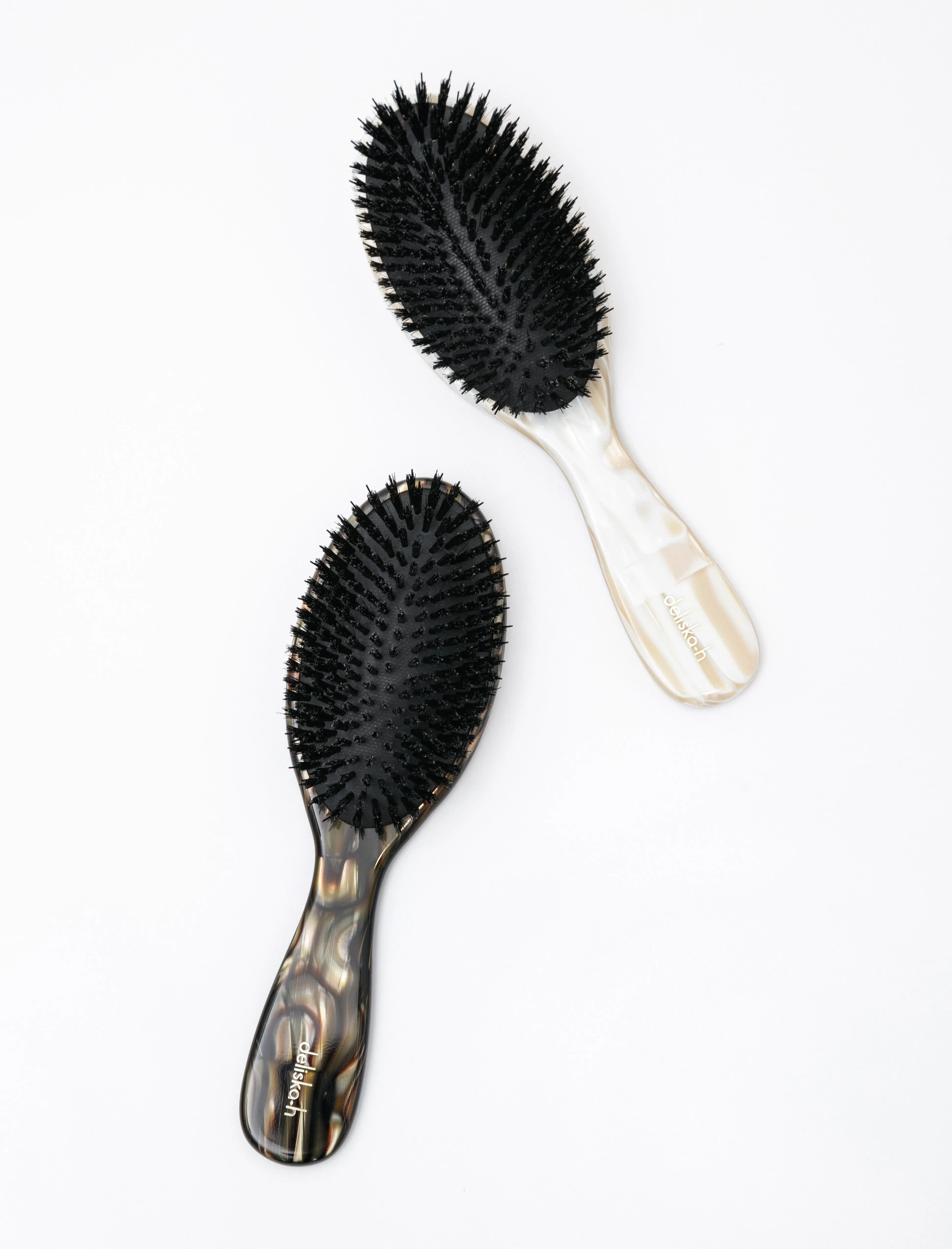 Hairbrush Onyx sold by SHOP NEIGHBOR product image thumbnail 4
