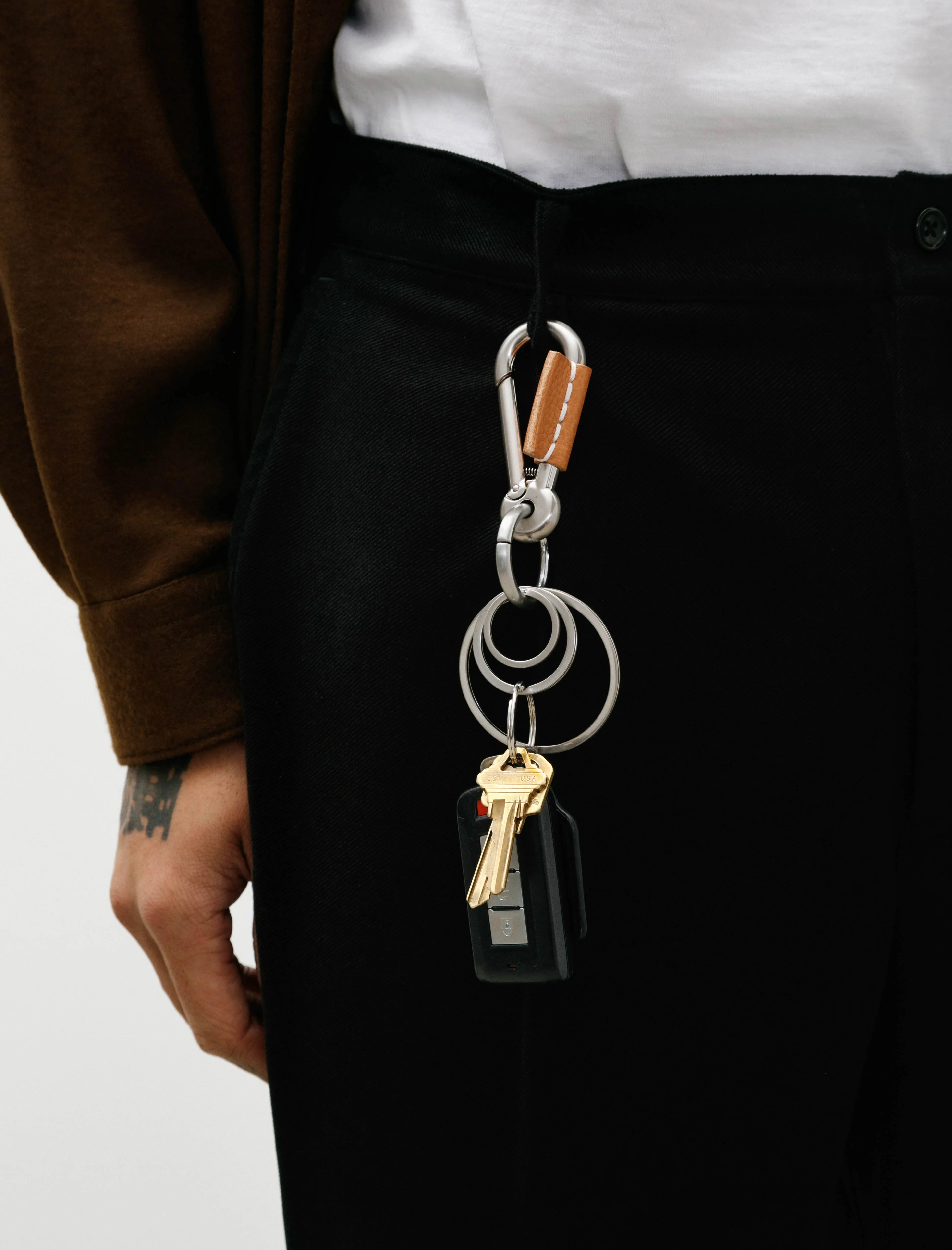 Karabiner Cow Leather sold by SHOP NEIGHBOR product image thumbnail 3