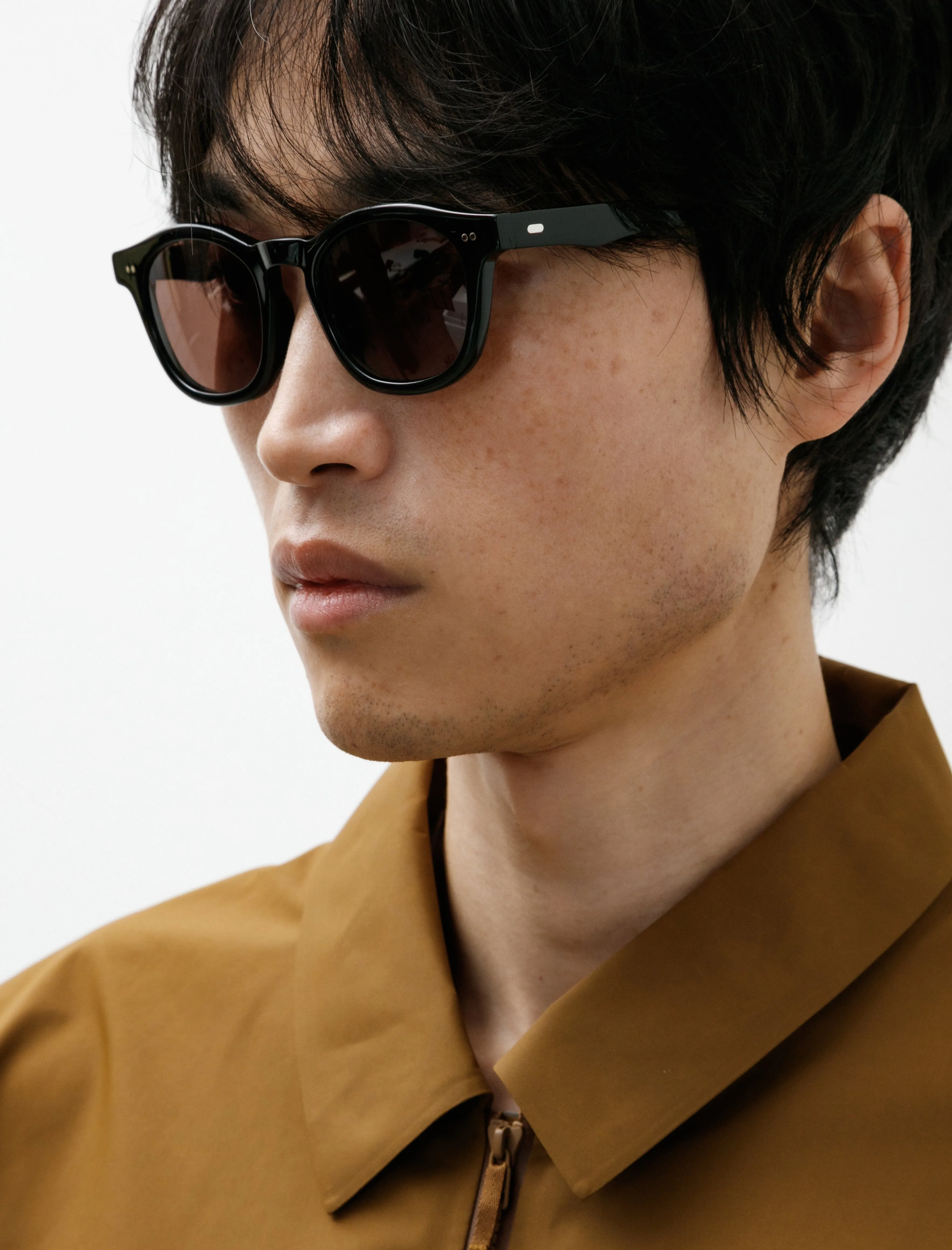 Alves II Sunglasses Black sold by SHOP NEIGHBOR product image thumbnail 2