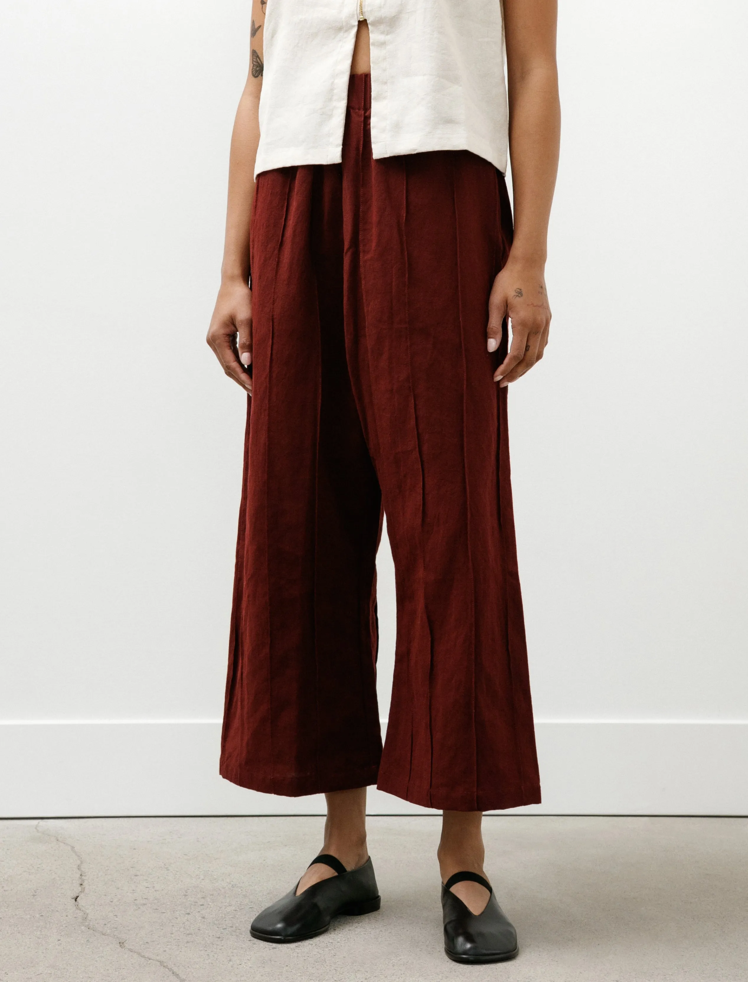 WR20 Pants-3 Tuck Pants Sap Linen sold by SHOP NEIGHBOR product image thumbnail 2