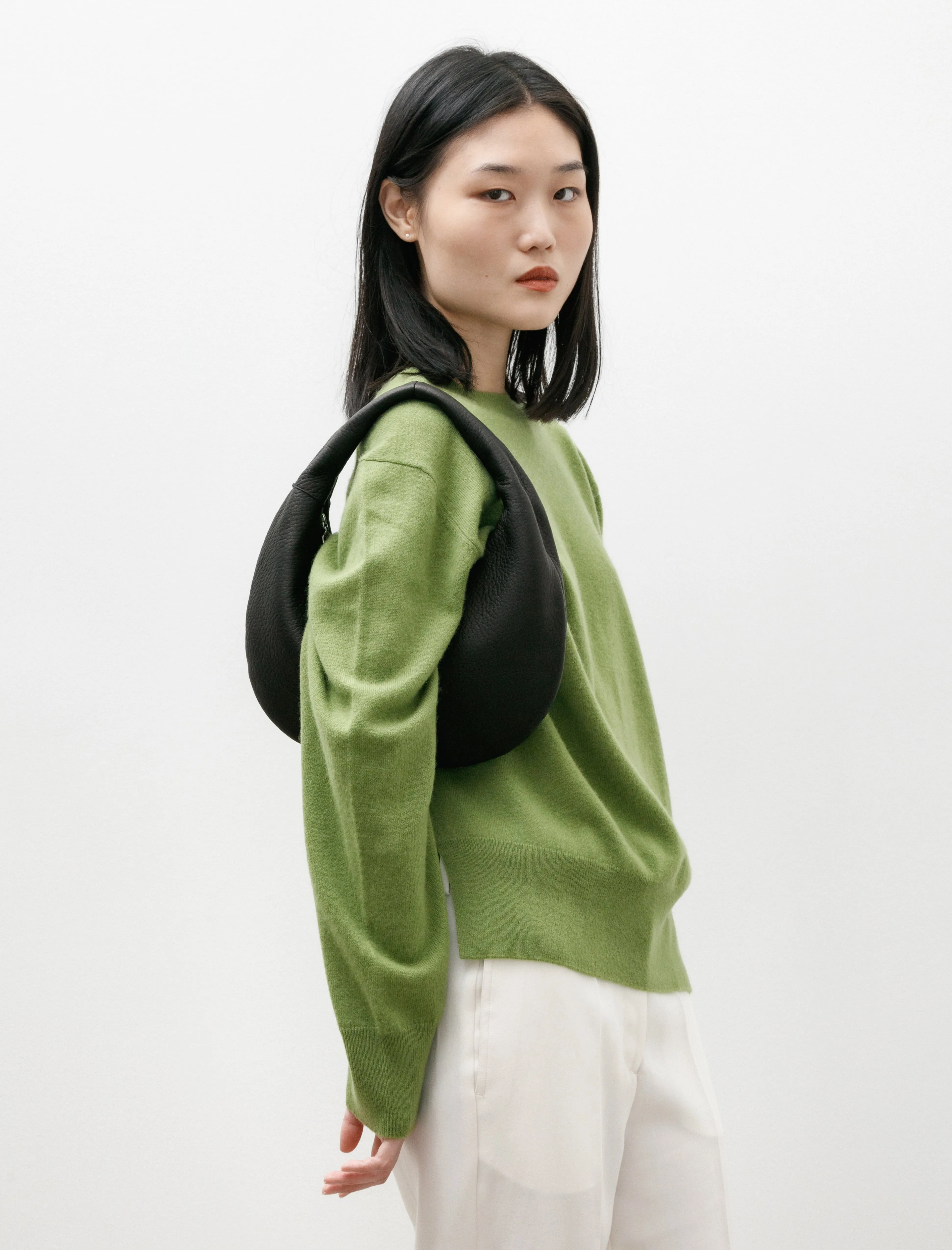 Round One Shoulder Bag Medium Black sold by SHOP NEIGHBOR product image thumbnail 2