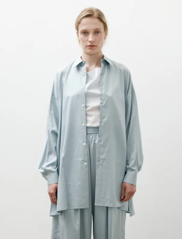 Silicon Poplin Deep Slit Regular Collar Shirt Smoke Blue made by SHOP NEIGHBOR