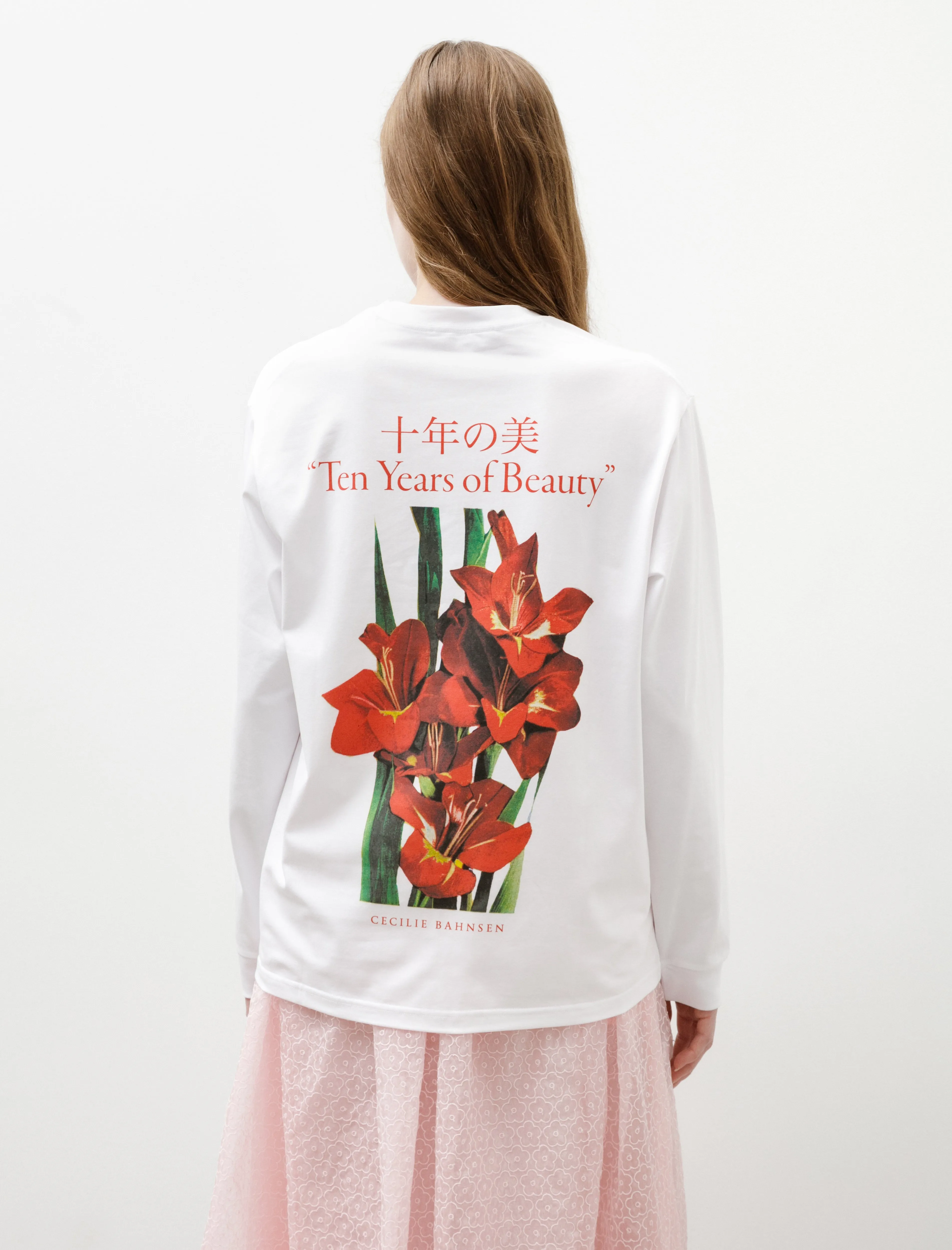 Lily T-Shirt Red/White sold by SHOP NEIGHBOR product image thumbnail 2