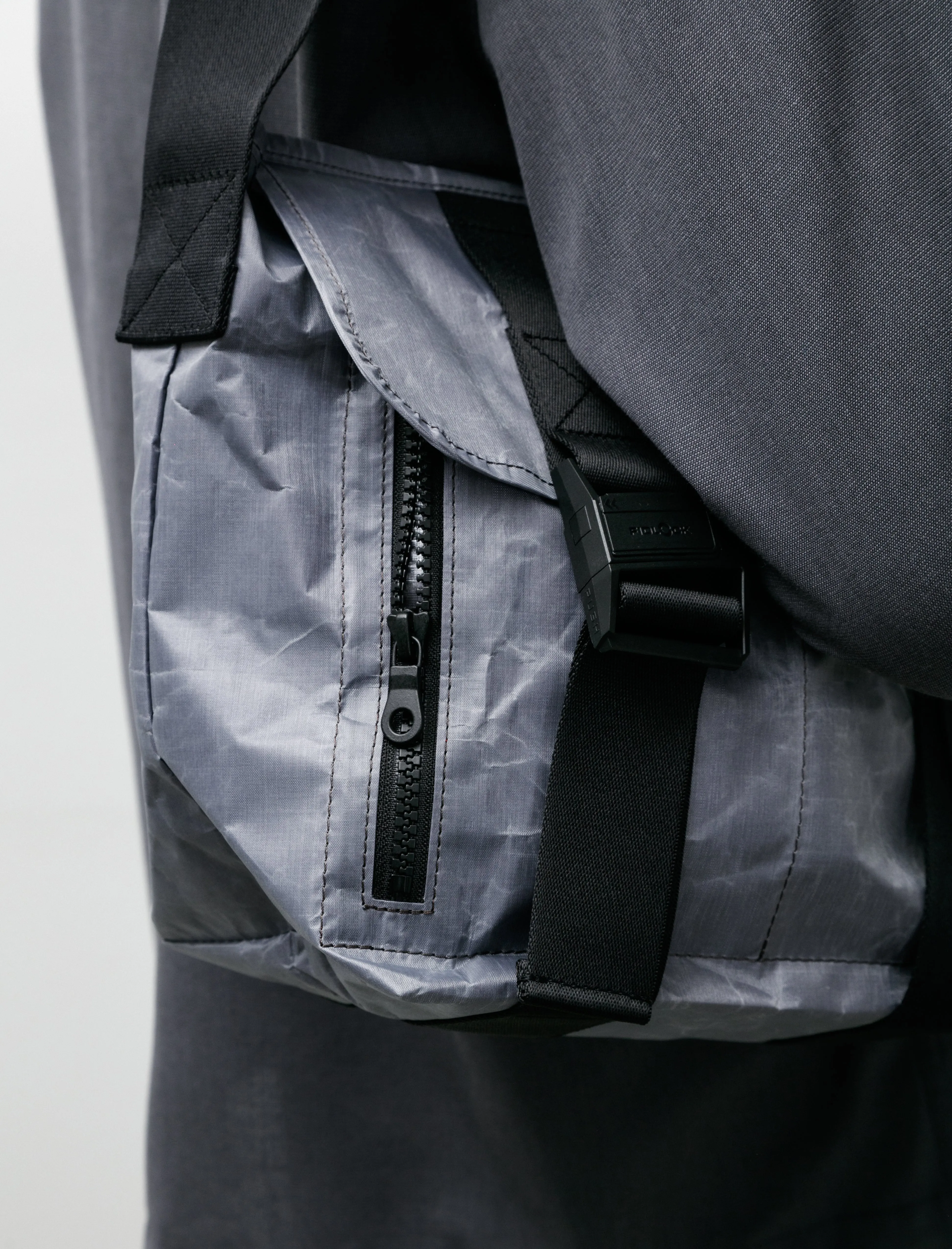 Dyneema Messenger Bag S Grey sold by SHOP NEIGHBOR product image thumbnail 3