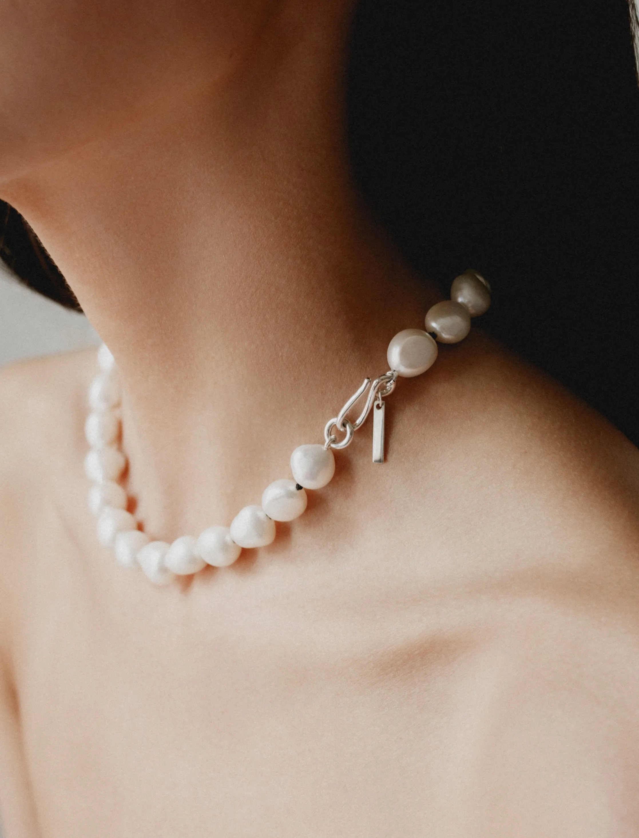 Simple Baroque Pearl Collar sold by SHOP NEIGHBOR product image thumbnail 2
