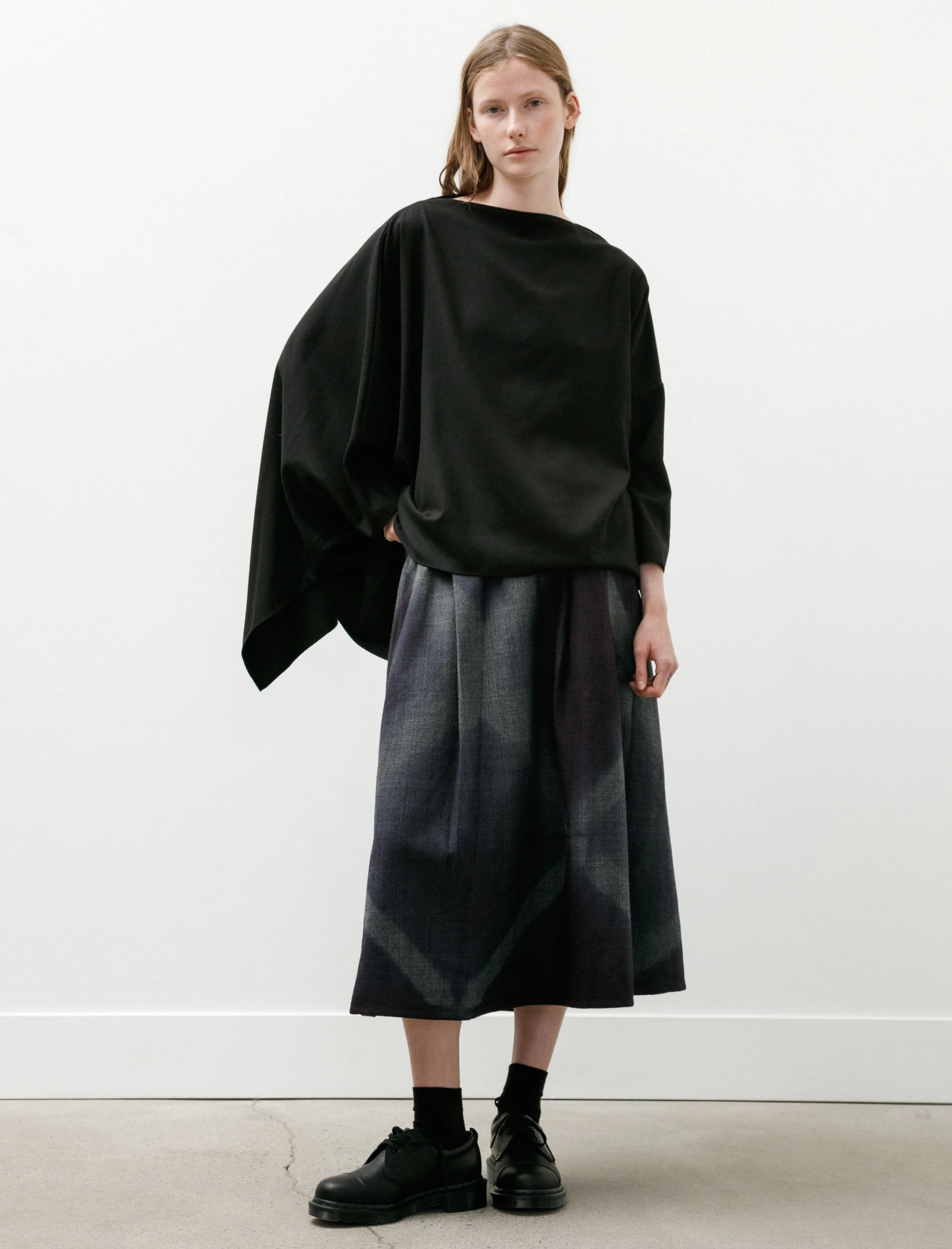 Asymmetrical T-Shirt Twill Flanella Black sold by SHOP NEIGHBOR product image thumbnail 4