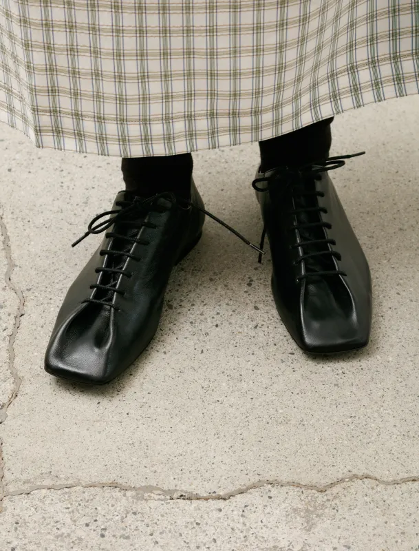 Souris Flat Classic Derbies Black made by SHOP NEIGHBOR