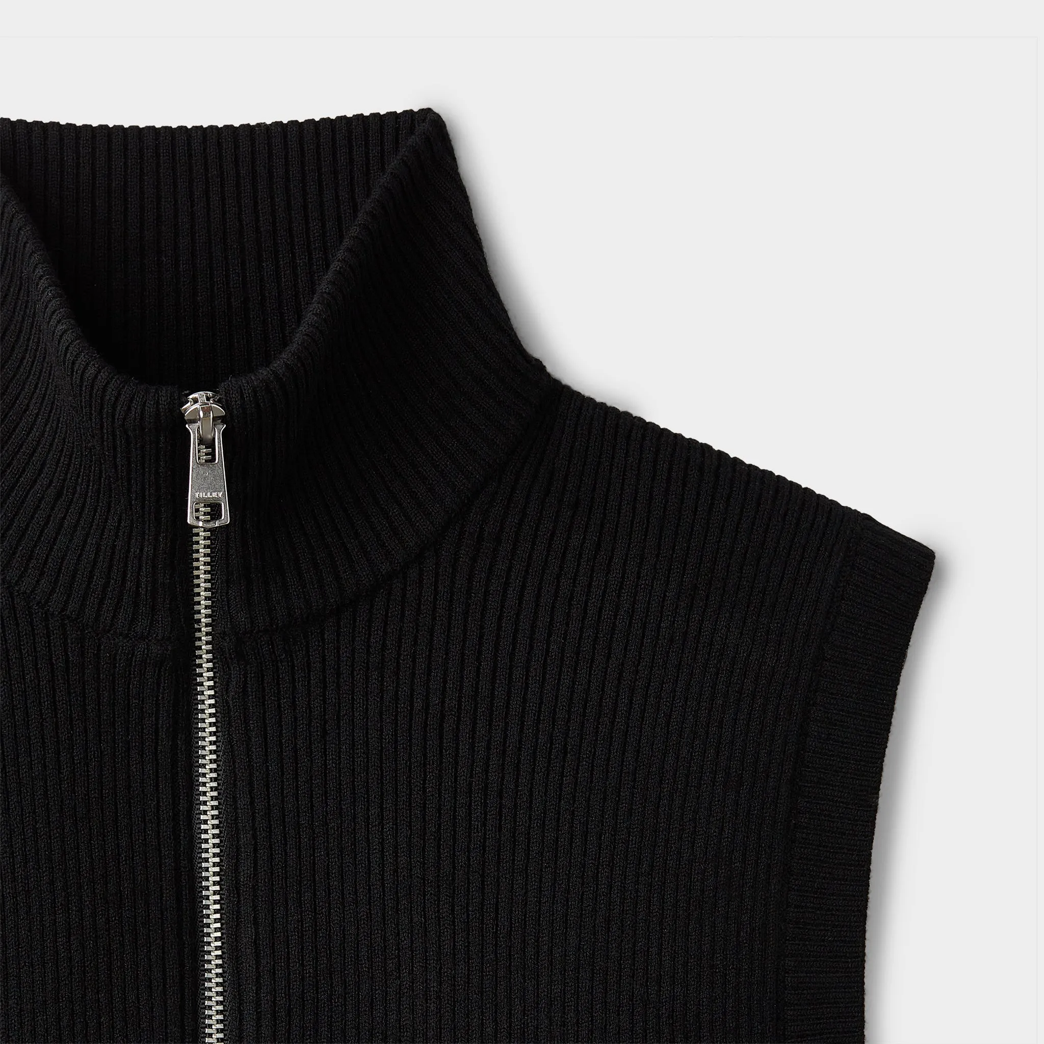 Stretch Merino Sleeveless Turtleneck sold by TILLEY product image thumbnail 4