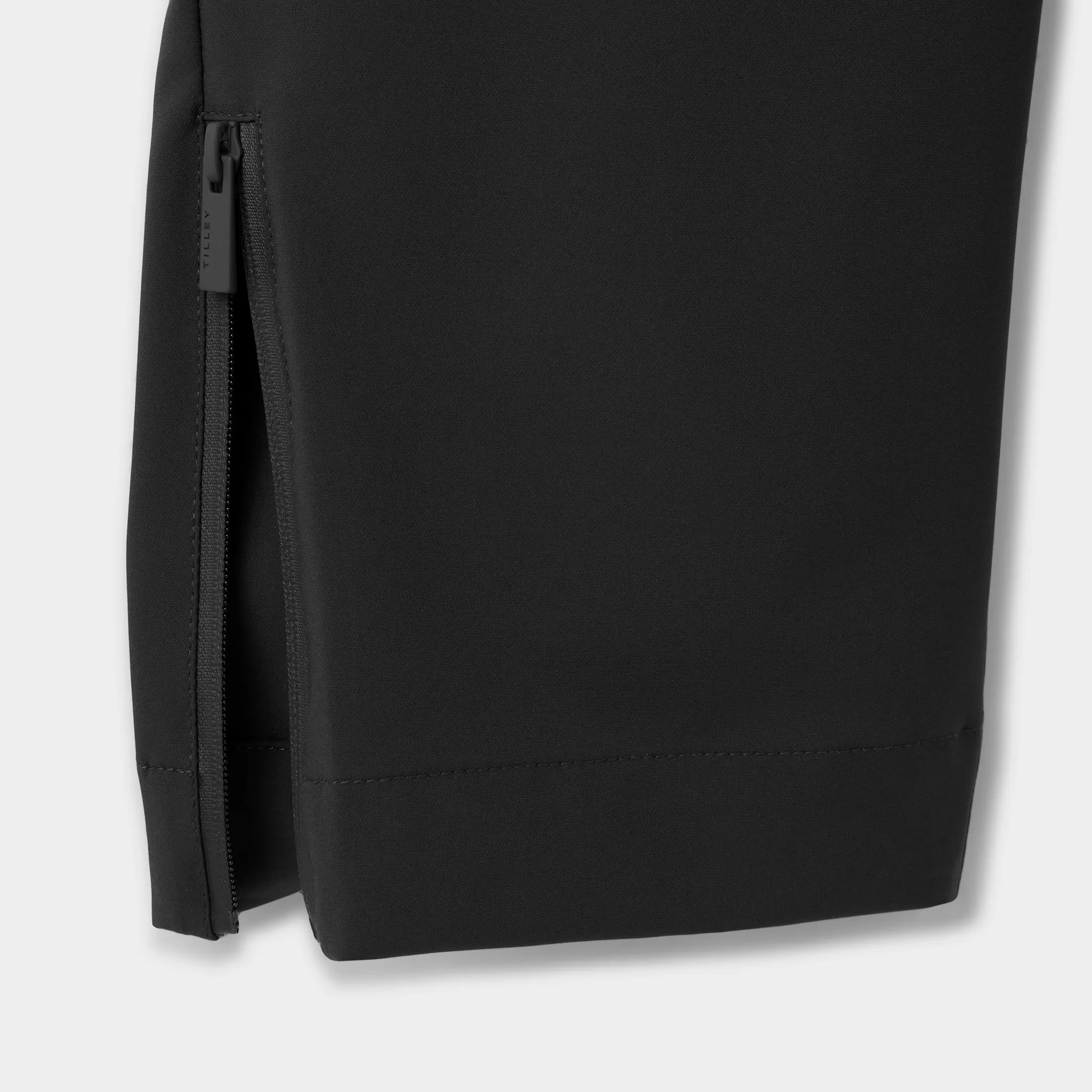 Golf Tech Crop Pant sold by TILLEY product image thumbnail 5