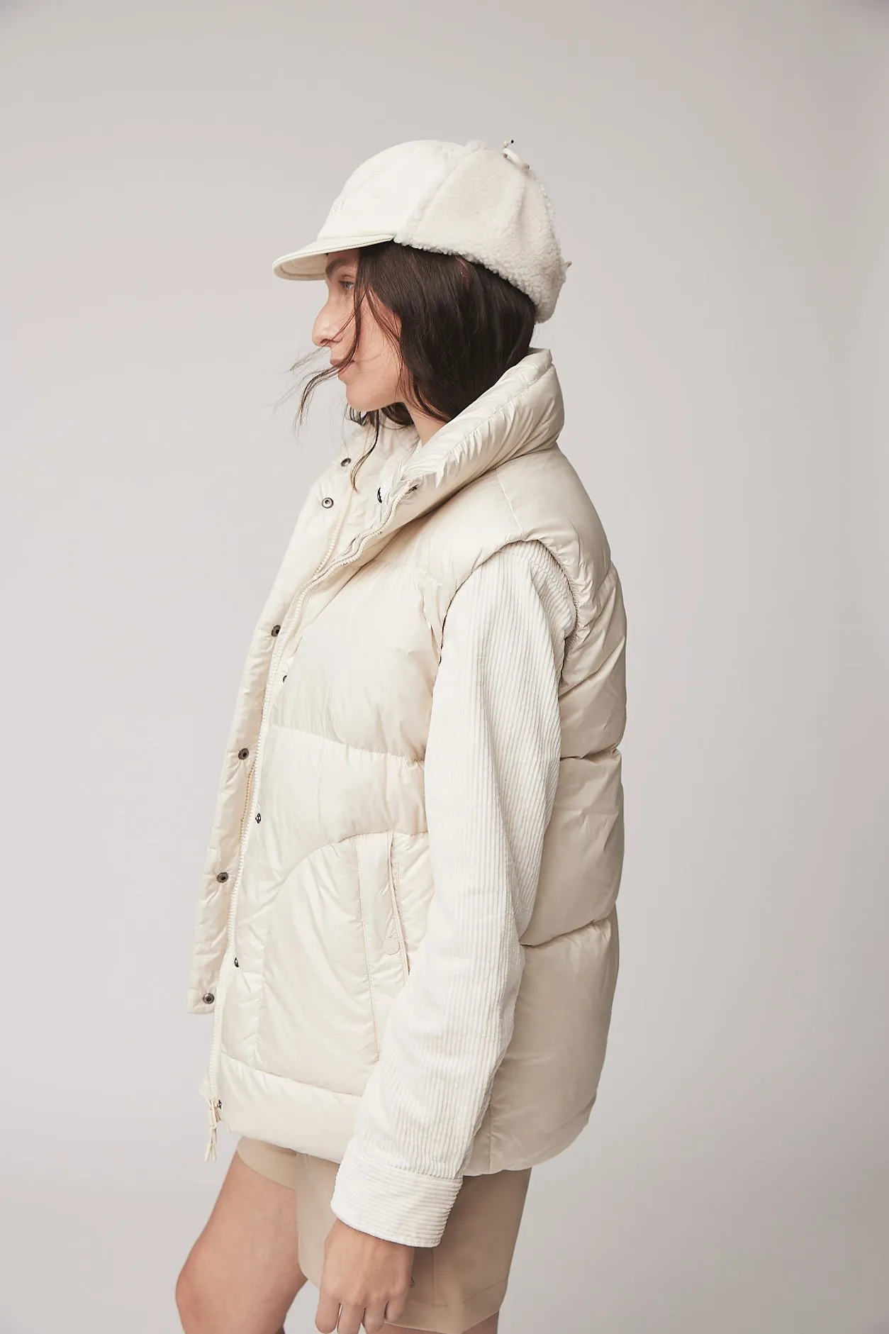 Trail Down Vest sold by TILLEY product image thumbnail 3