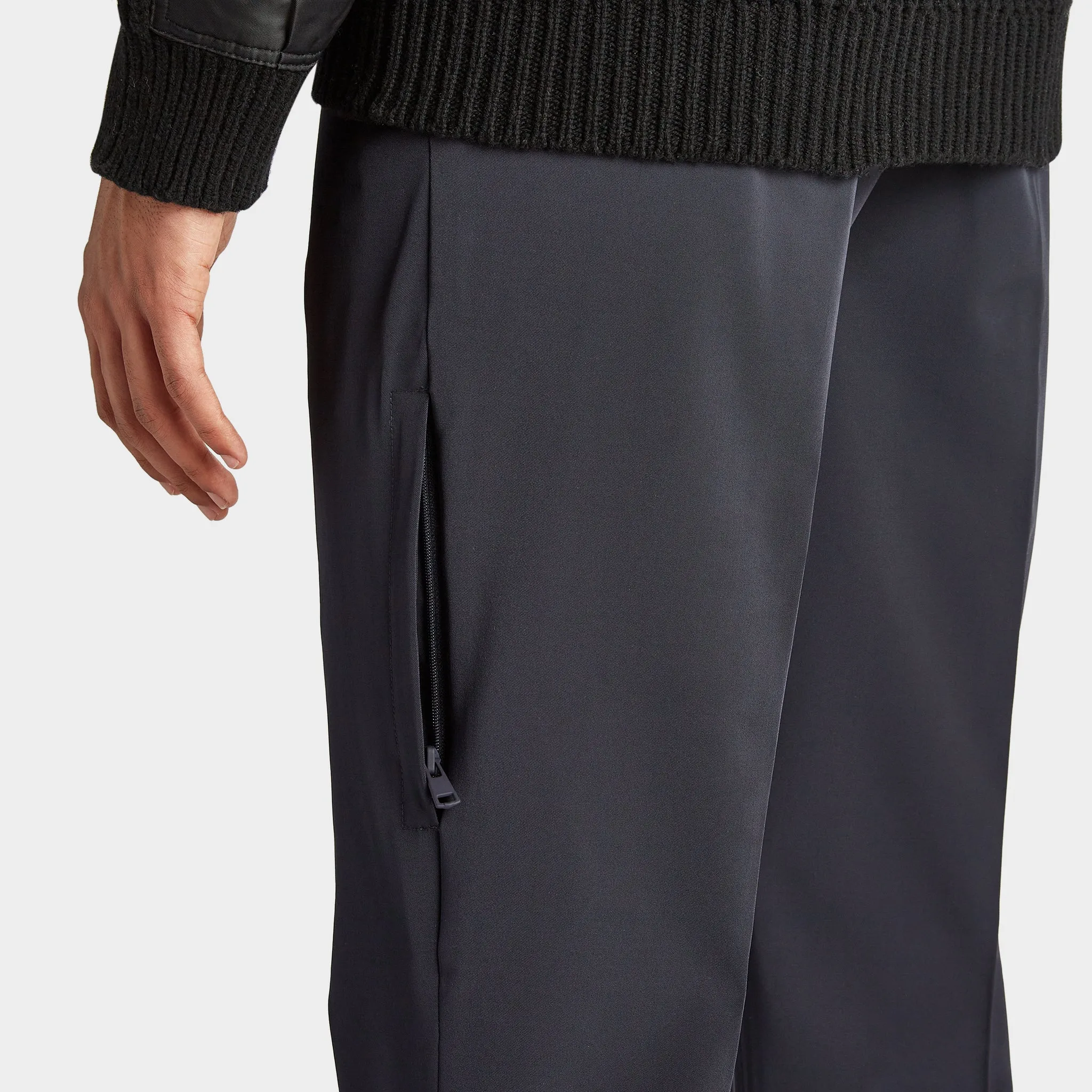 Refined Tech Slim Pant sold by TILLEY product image thumbnail 2