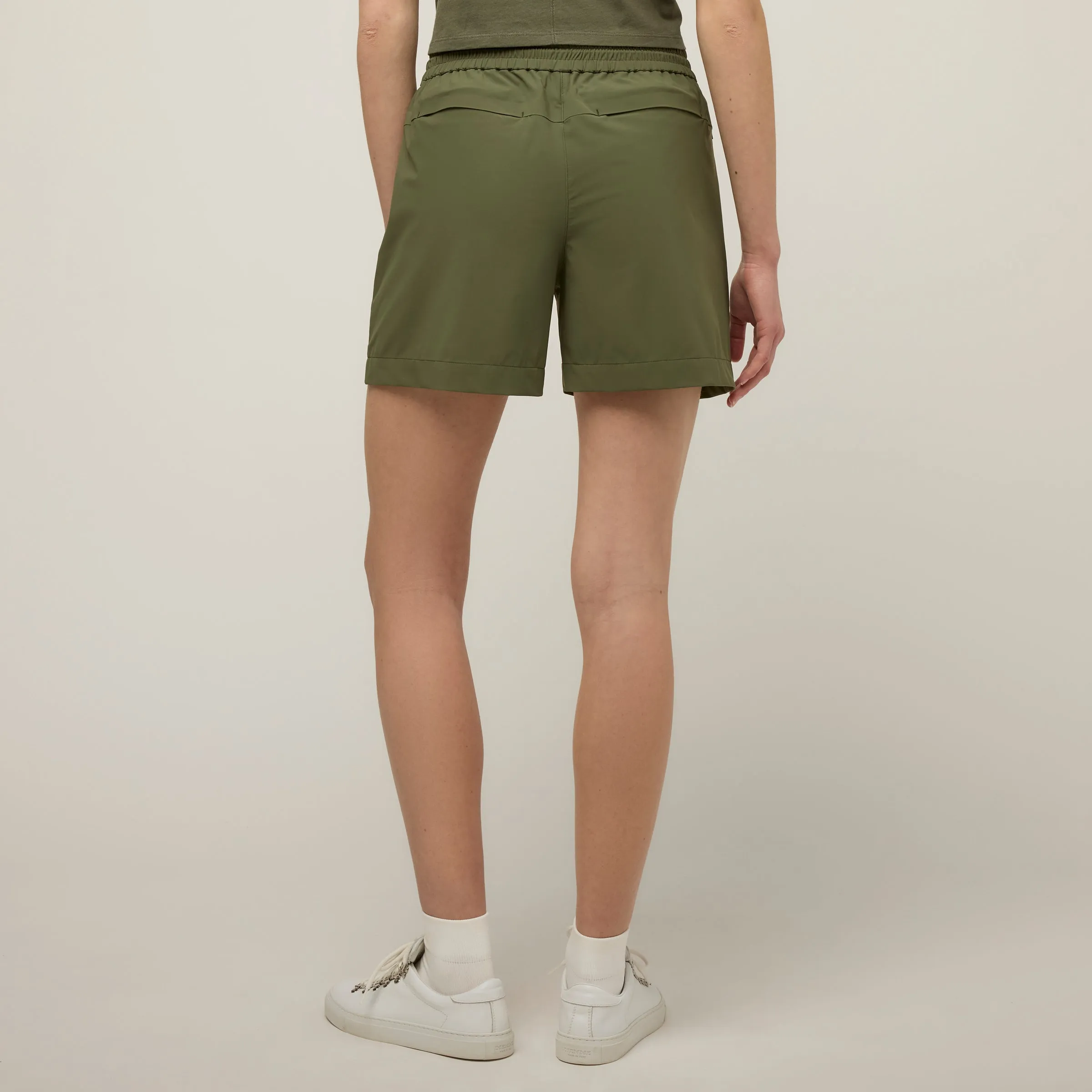 Wanderer Pull on Short sold by TILLEY product image thumbnail 3