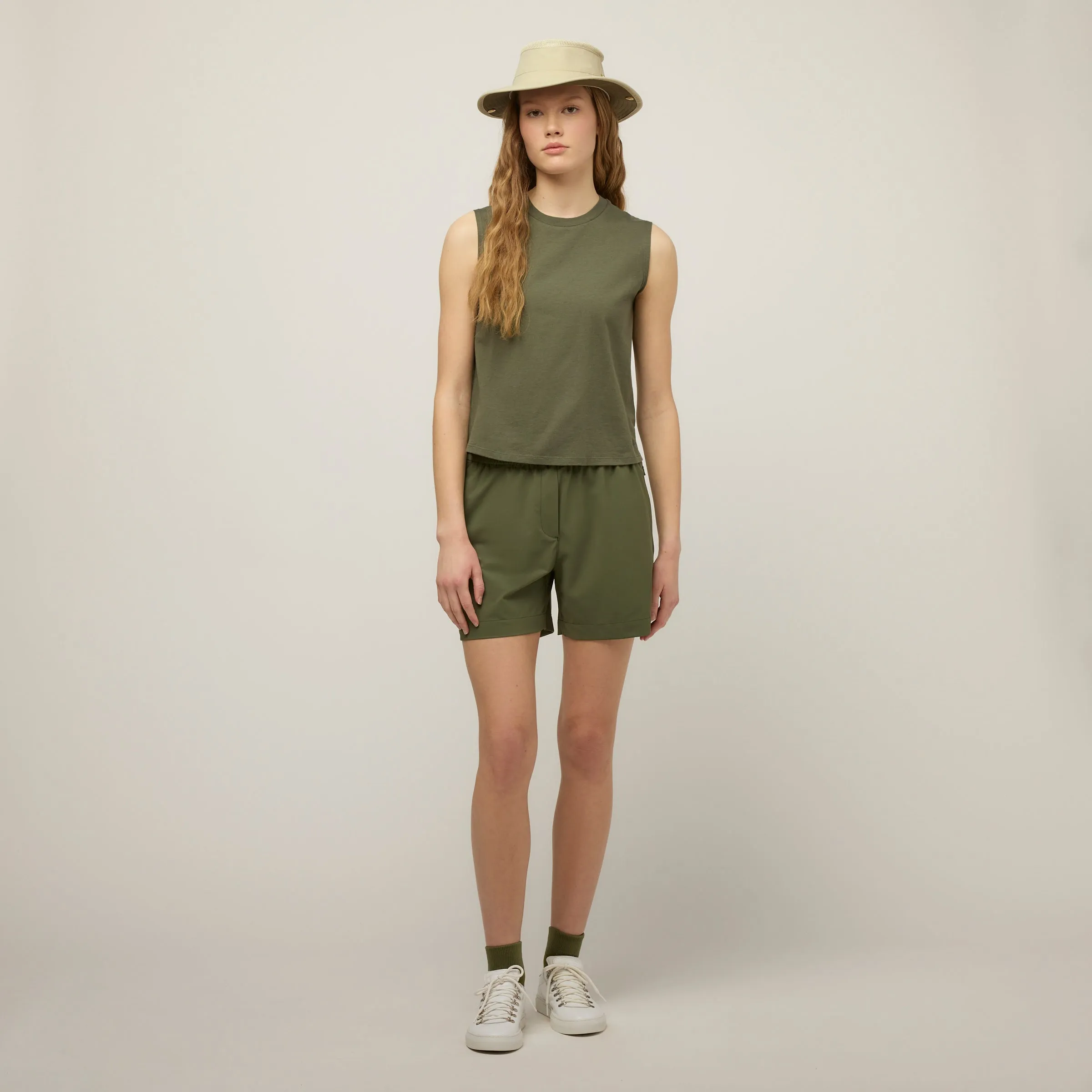 Lightweight Muscle Tank sold by TILLEY product image thumbnail 4