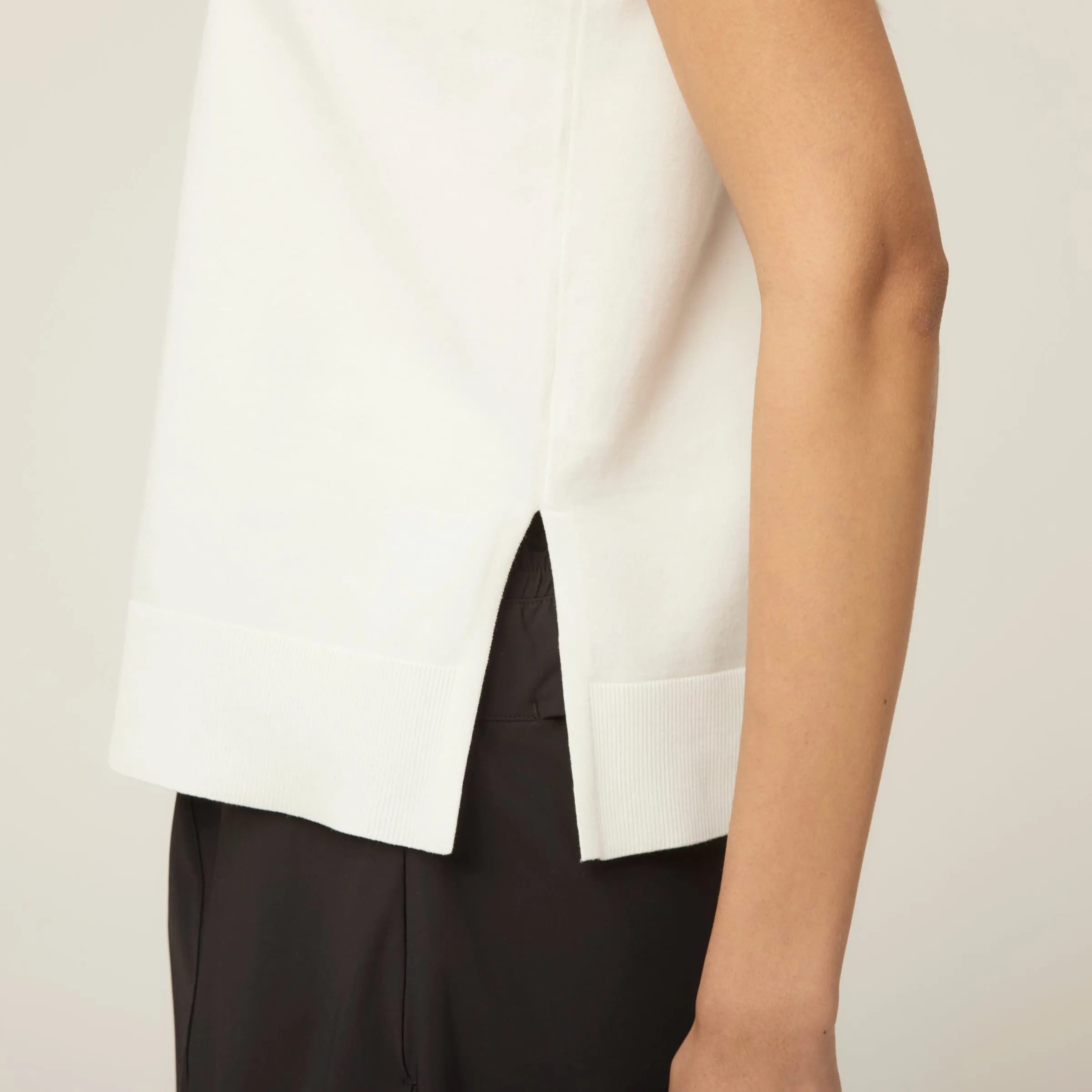 Extrafine Lightweight Knit Tank sold by TILLEY product image thumbnail 5