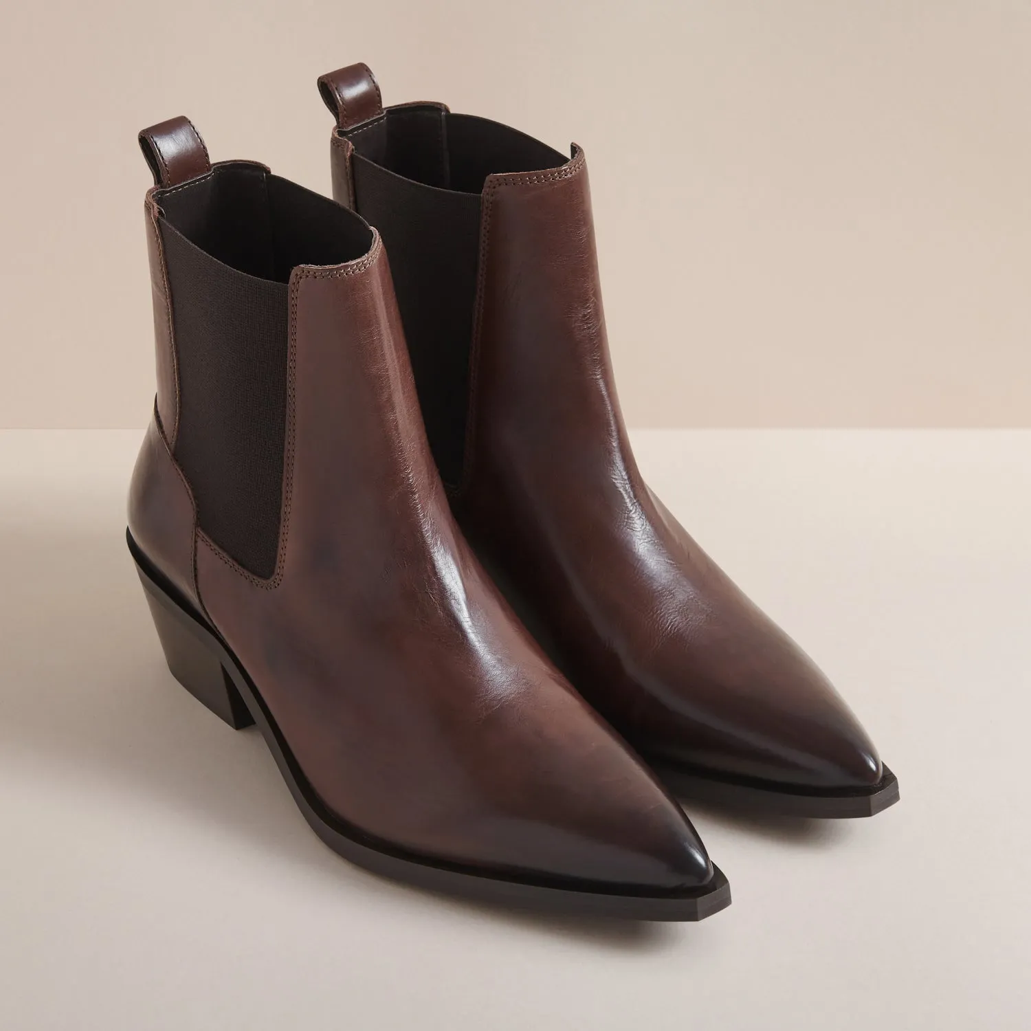 BOA BROWN VEG TAN CHELSEA BOOT sold by Hudson Shoes product image thumbnail 2