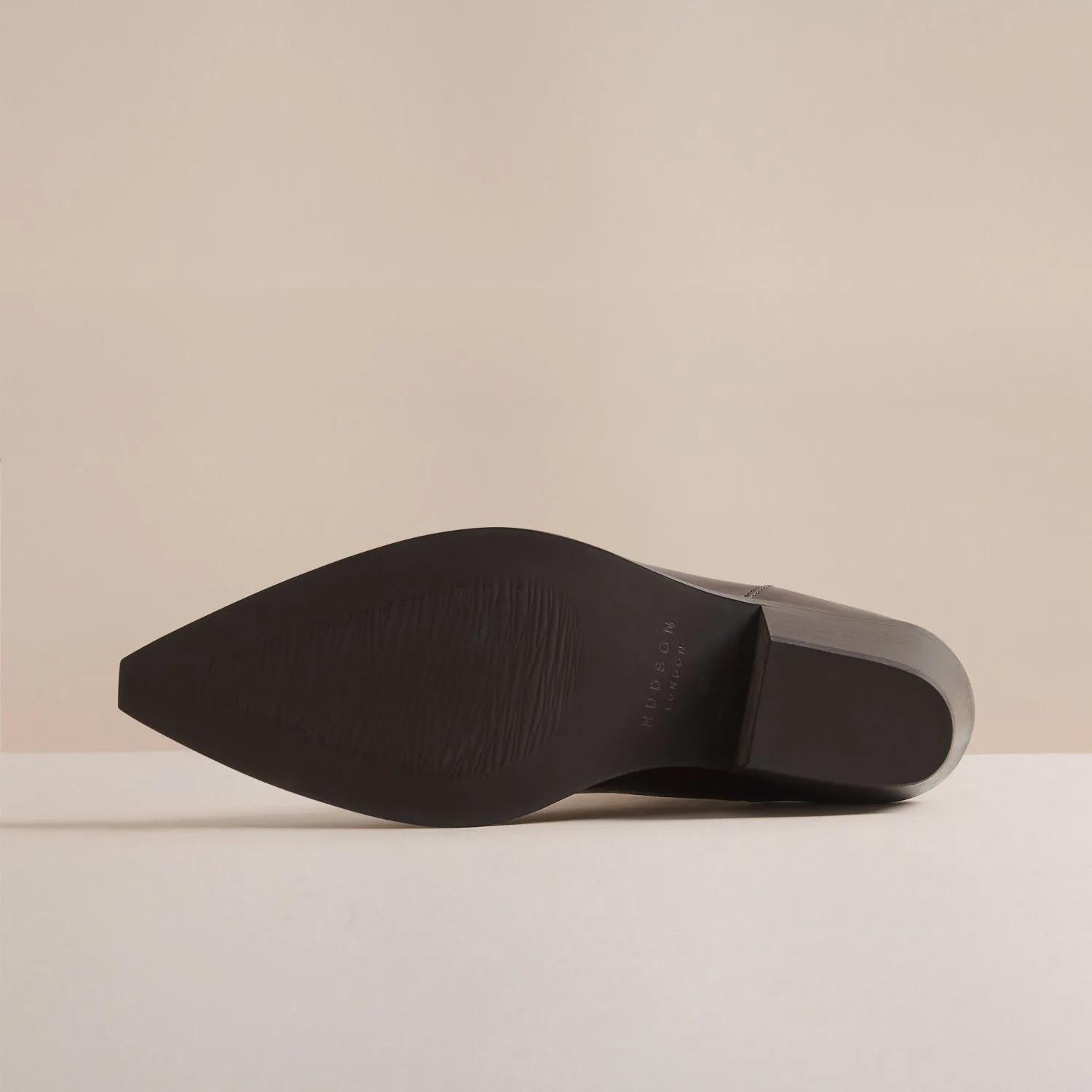 BOA BROWN VEG TAN CHELSEA BOOT sold by Hudson Shoes product image thumbnail 4