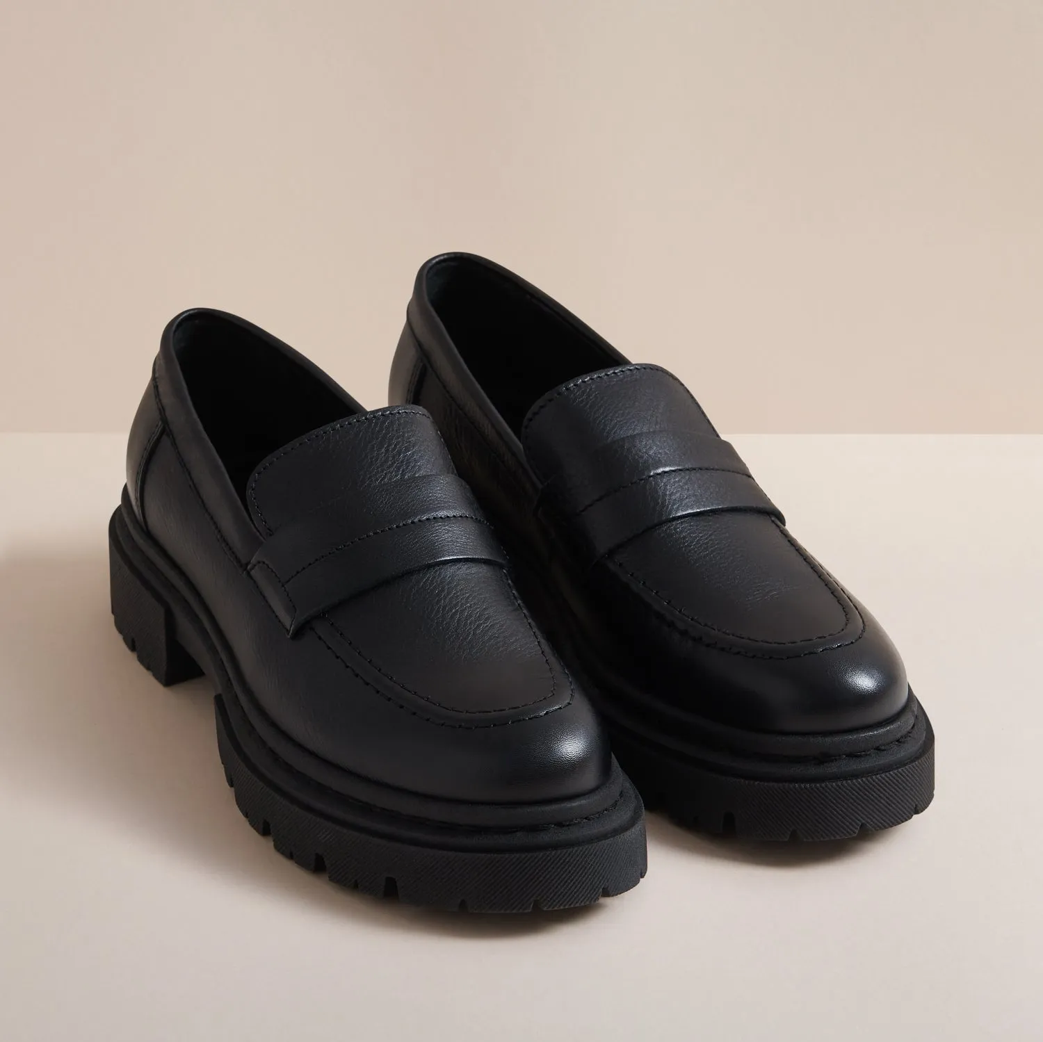 REMI BLACK LEATHER LOAFER sold by Hudson Shoes product image thumbnail 2