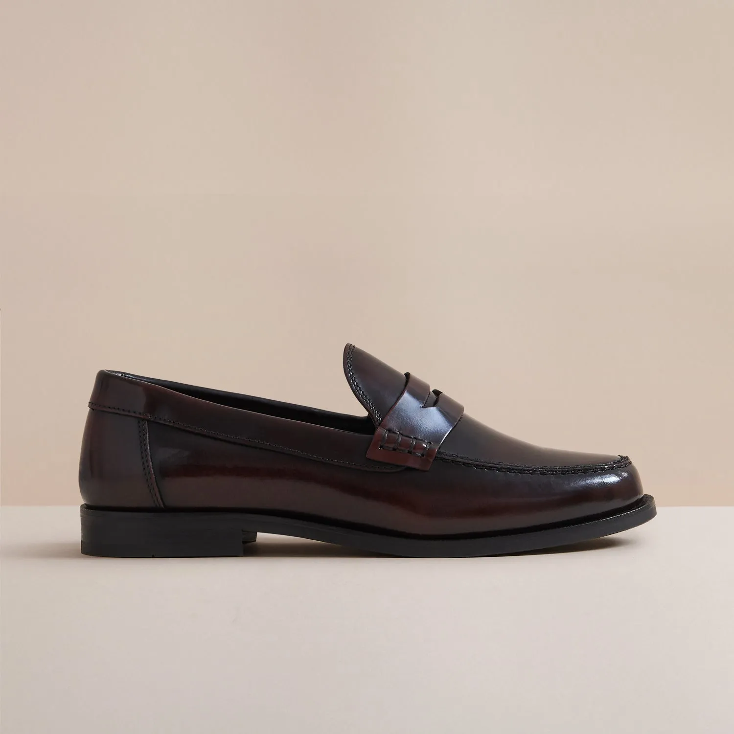 LIZZIE BORDO POLIDO LOAFER sold by Hudson Shoes