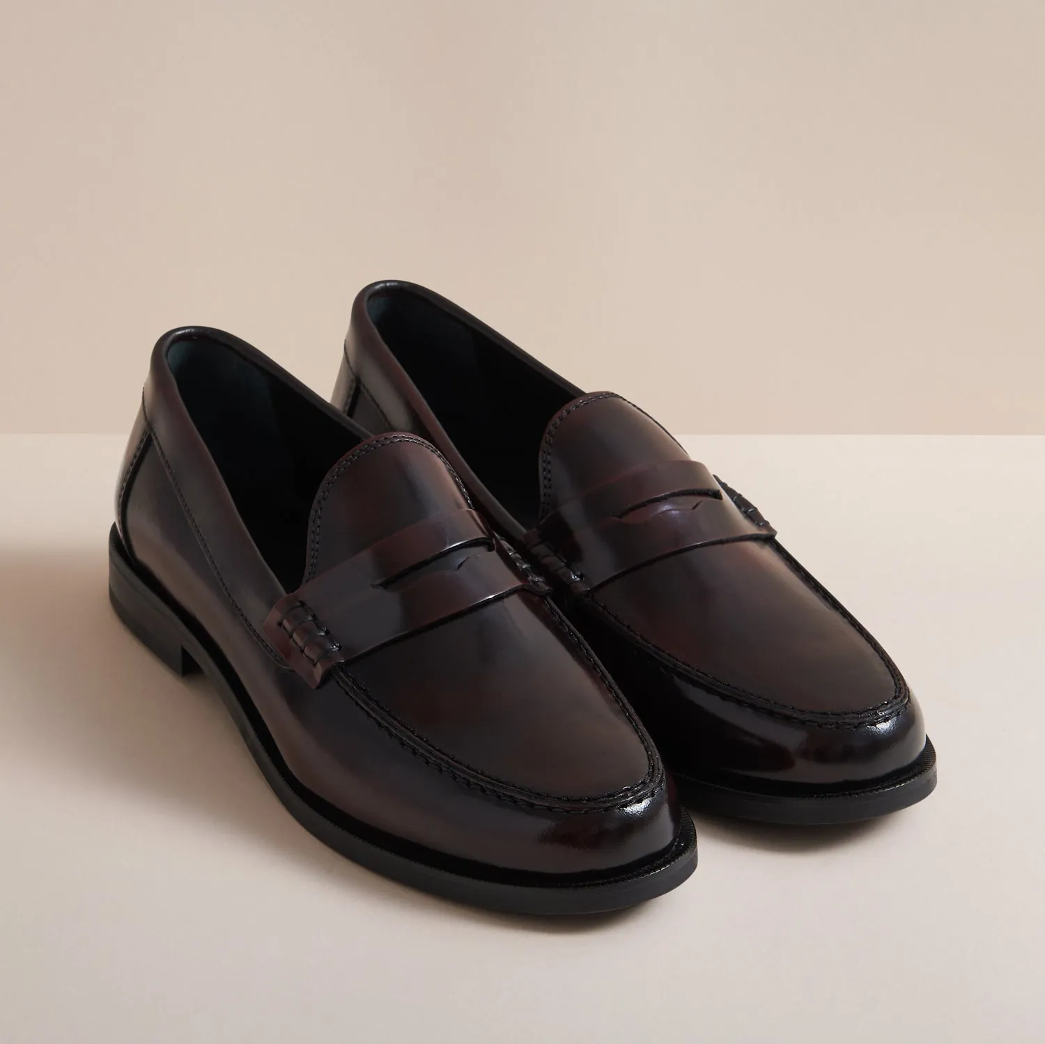 LIZZIE BORDO POLIDO LOAFER sold by Hudson Shoes product image thumbnail 2