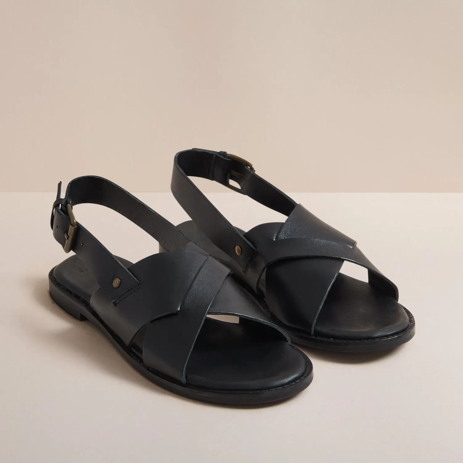 NICKEL BLACK LEATHER SANDAL sold by Hudson Shoes product image thumbnail 3