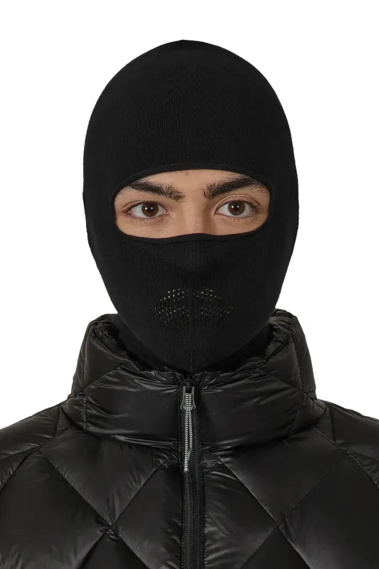 Owl Seamless Biofil Breathable Balaclava Black made by Roa Hiking