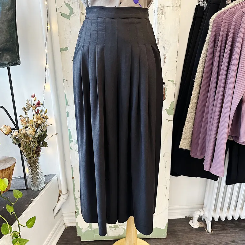 Jennifer Glasgow // Harlow Pants Black sold by Coal Miner's Daughter