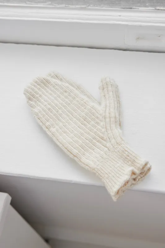 Rib Mitten : Alpaca Natural sold by Wol Hide