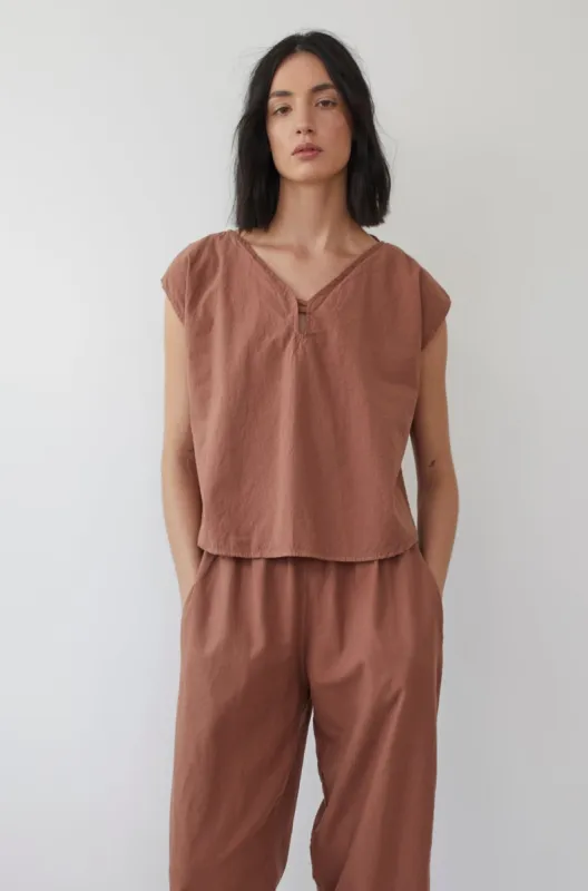 Split Neck Shell : Clay sold by Wol Hide