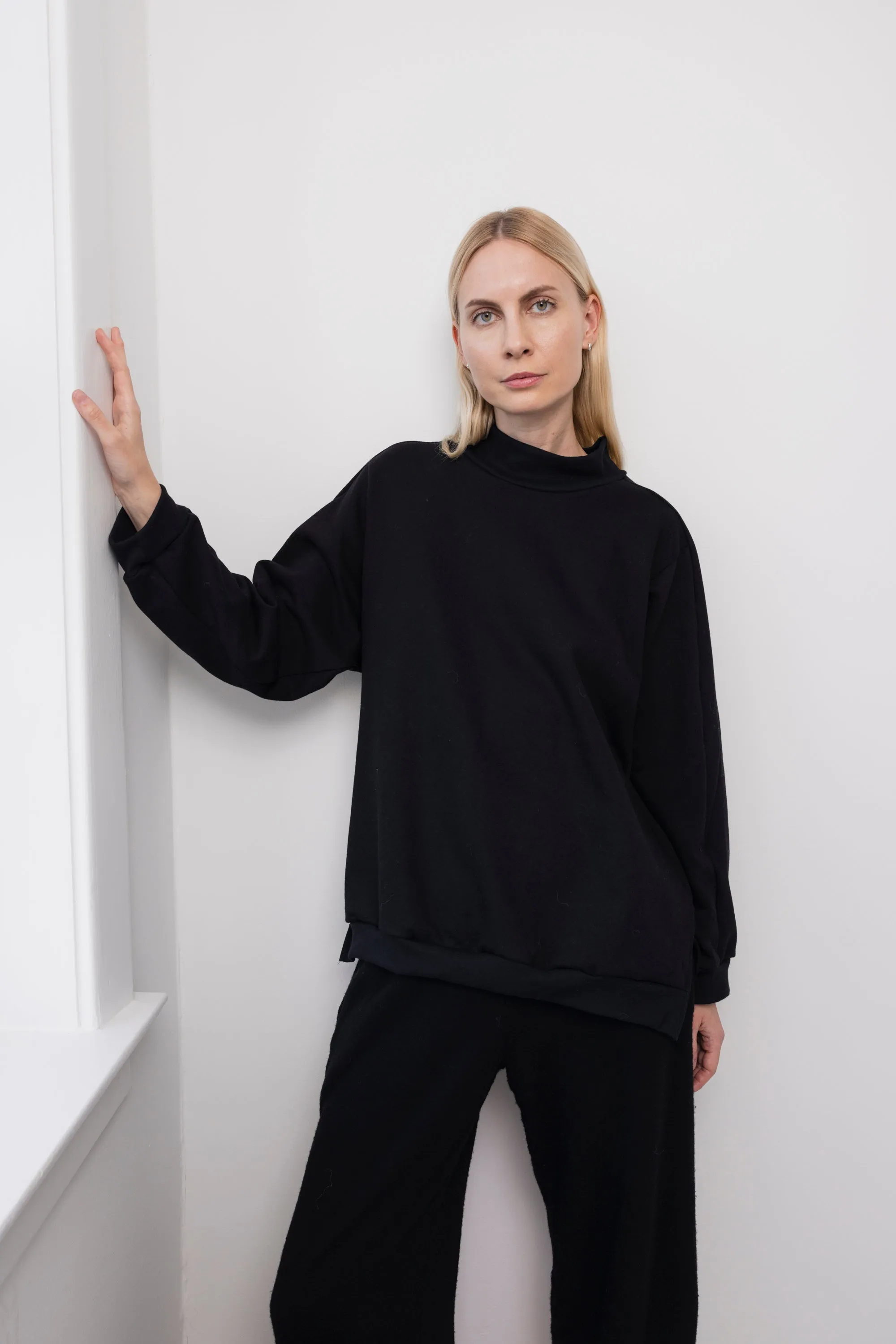 Big Sweatshirt : Black sold by Wol Hide product image thumbnail 5