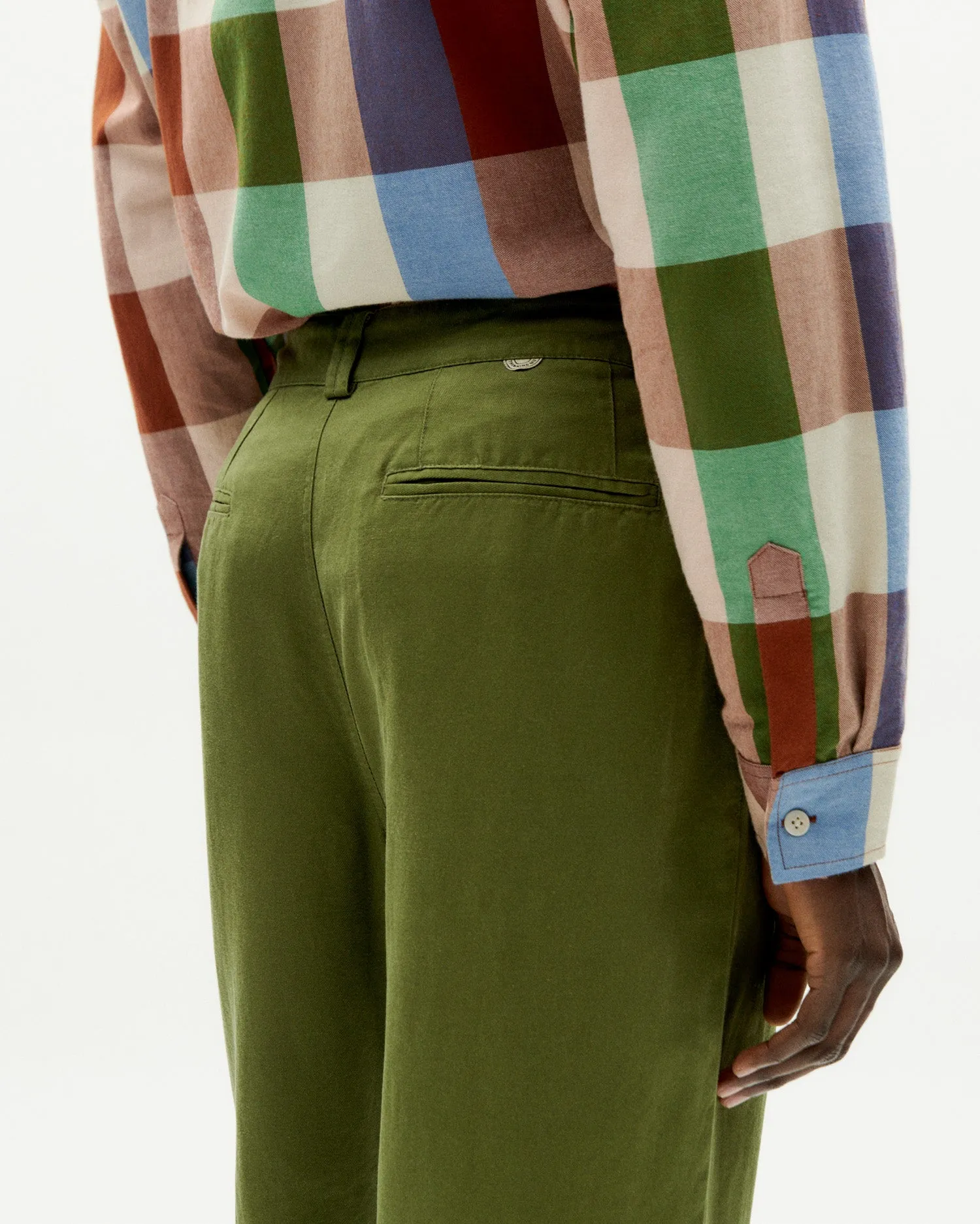 Pantalón verde Hemp Moero sold by Thinking Mu product image thumbnail 3