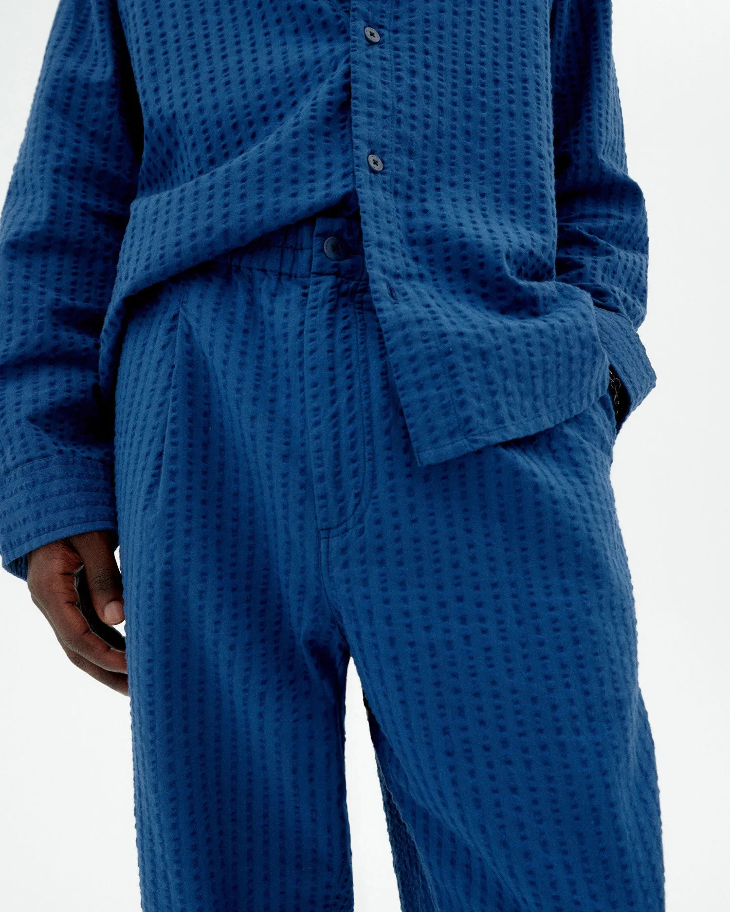 Pantalón loose seersucker azul Luc sold by Thinking Mu product image thumbnail 3