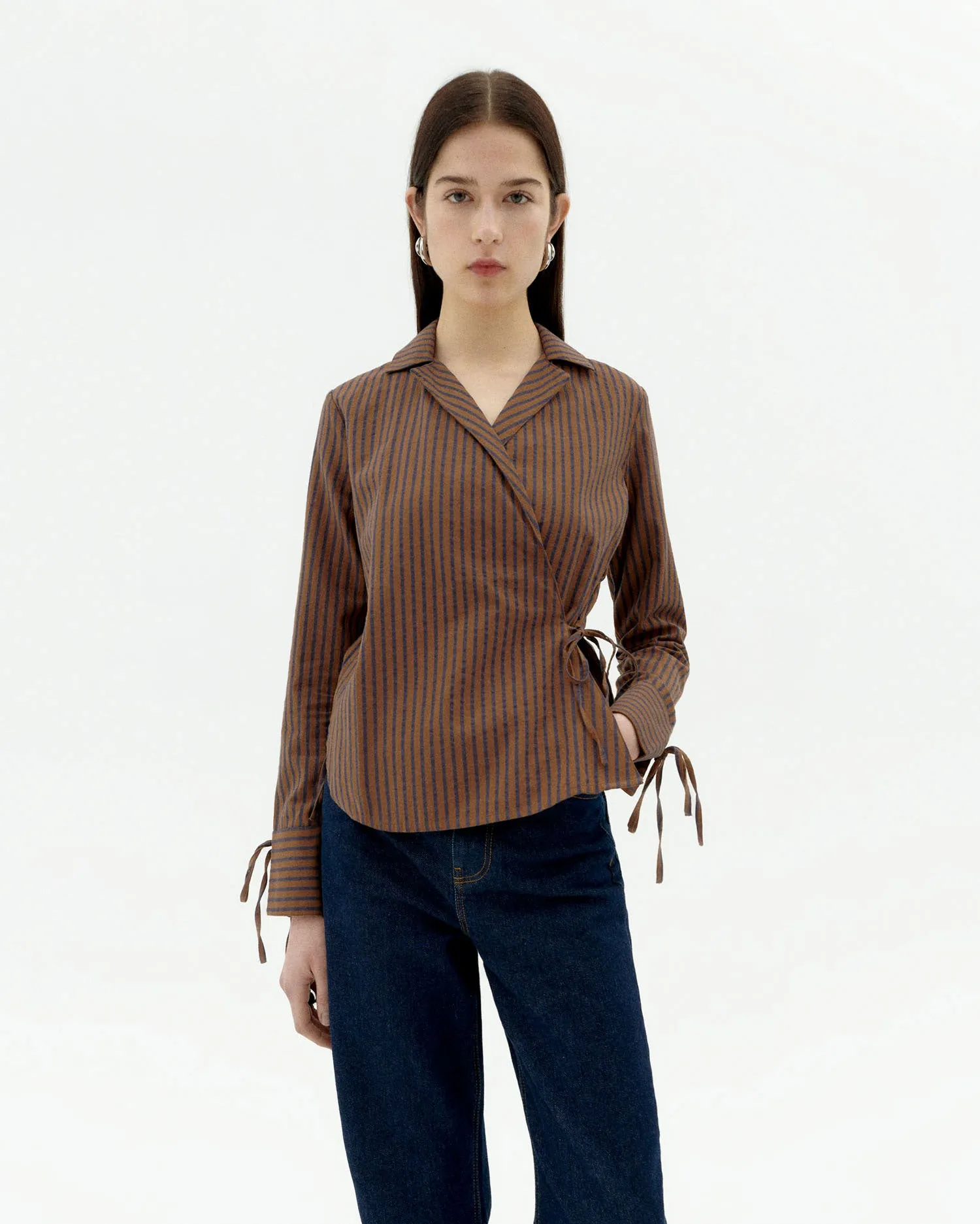 Blusa marrón rayas cruzada Lenie sold by Thinking Mu