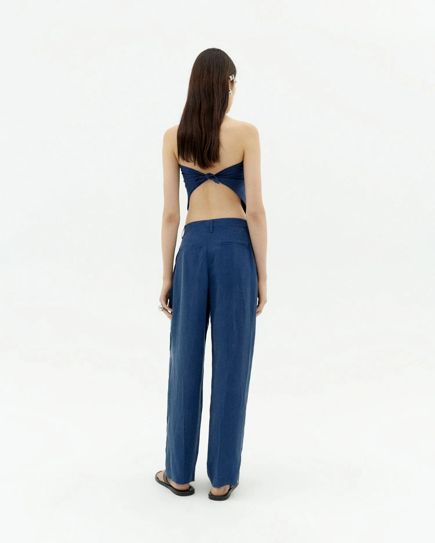 Pantalón relaxed pinza azul Cupro Cirila sold by Thinking Mu product image thumbnail 4