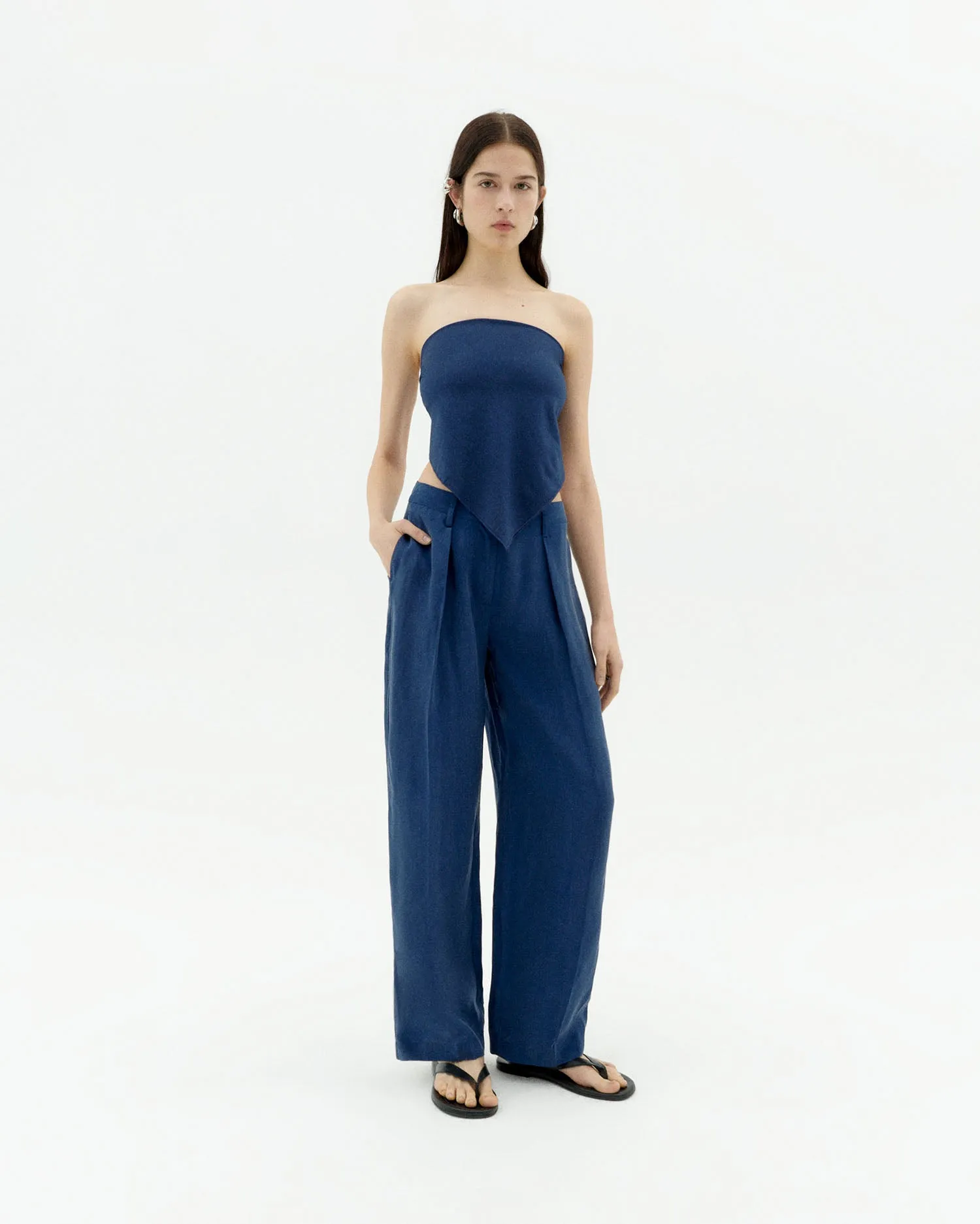 Pantalón relaxed pinza azul Cupro Cirila sold by Thinking Mu product image thumbnail 2