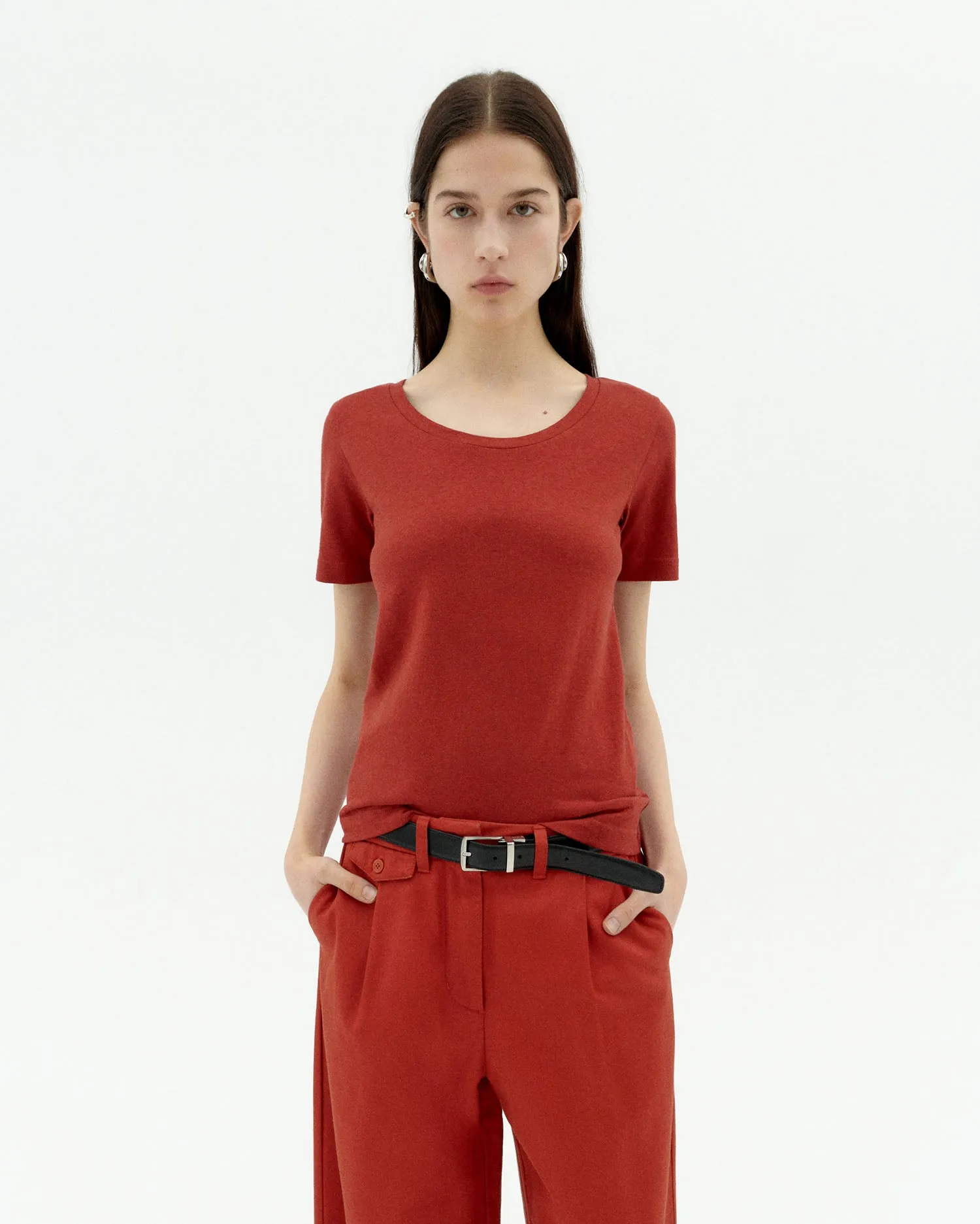 Camiseta roja hemp Cassia sold by Thinking Mu