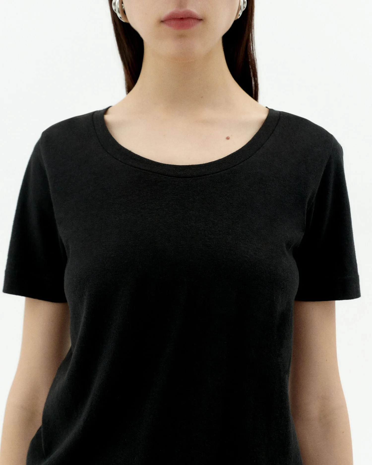 Camiseta negra hemp Cassia sold by Thinking Mu product image thumbnail 3