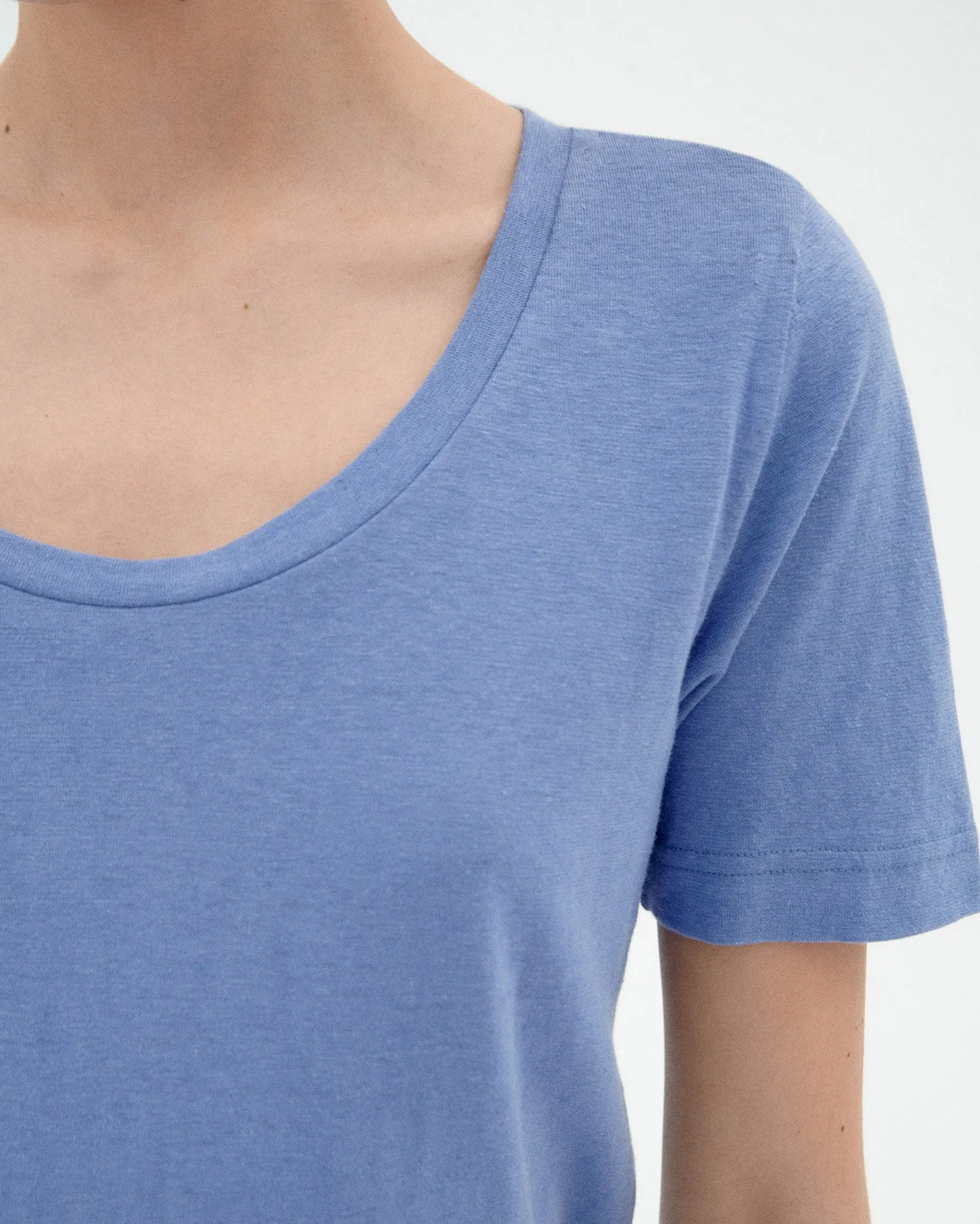 Camiseta azul claro hemp Cassia sold by Thinking Mu product image thumbnail 3
