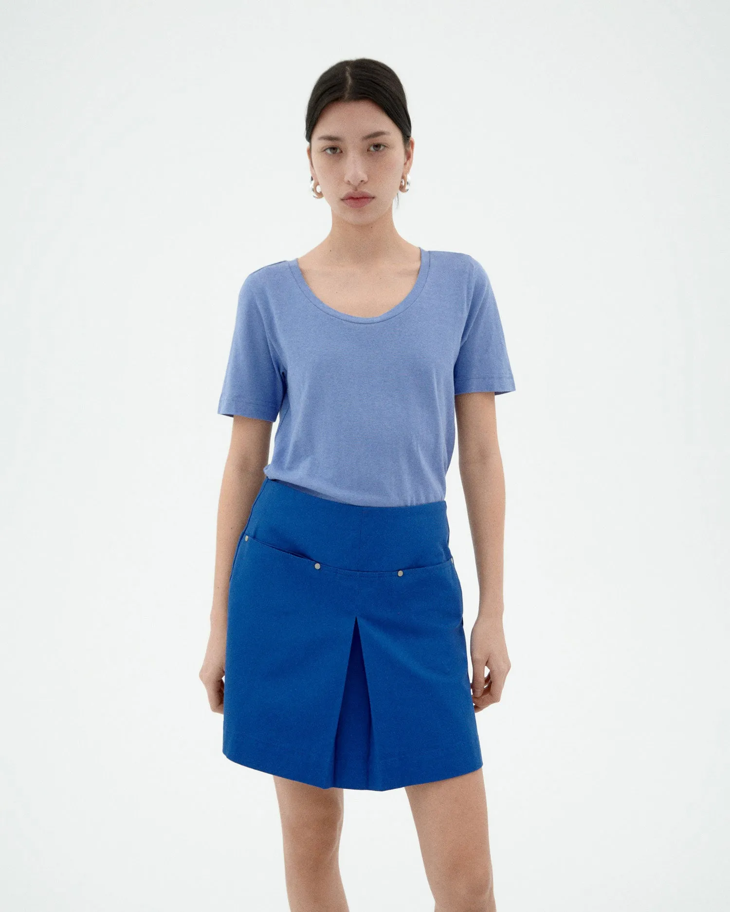 Camiseta azul claro hemp Cassia sold by Thinking Mu