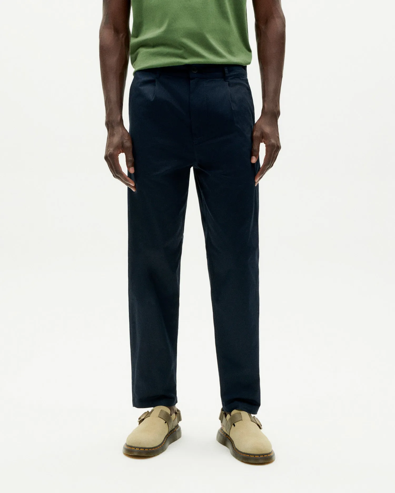 Pantalón navy Moero light sold by Thinking Mu product image thumbnail 2